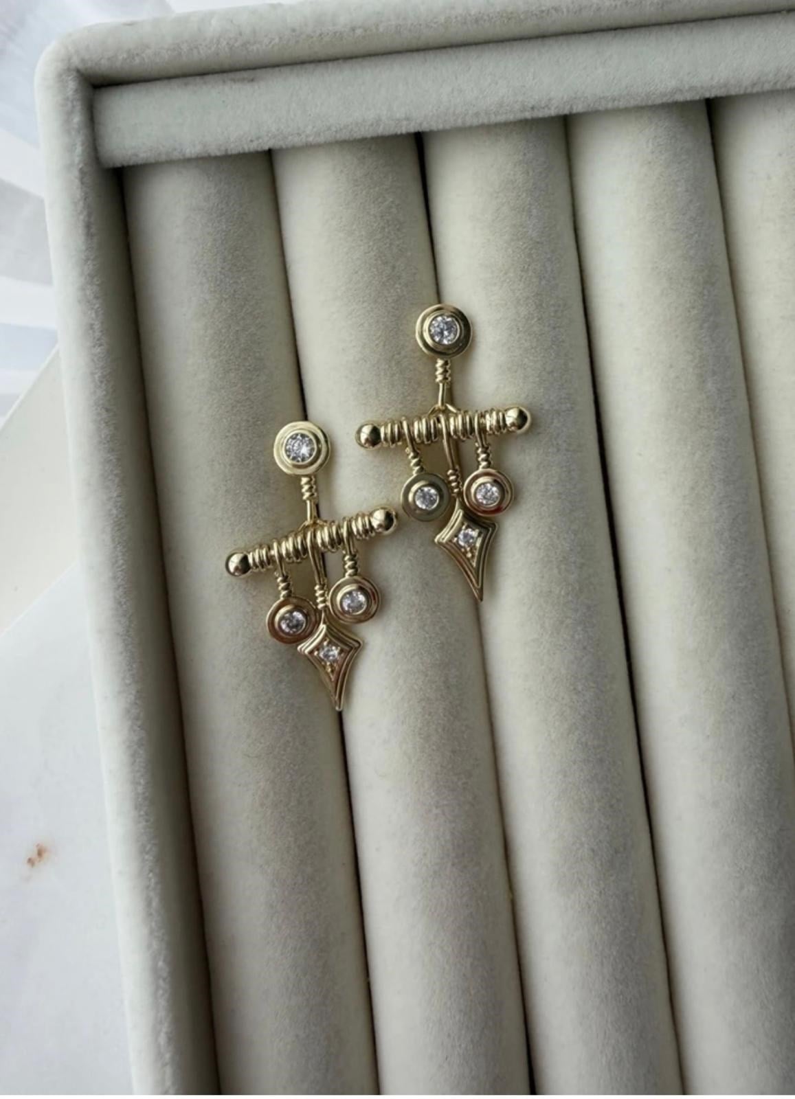 Özel Seri 14K Taş Sallantılı Vintage Küpe