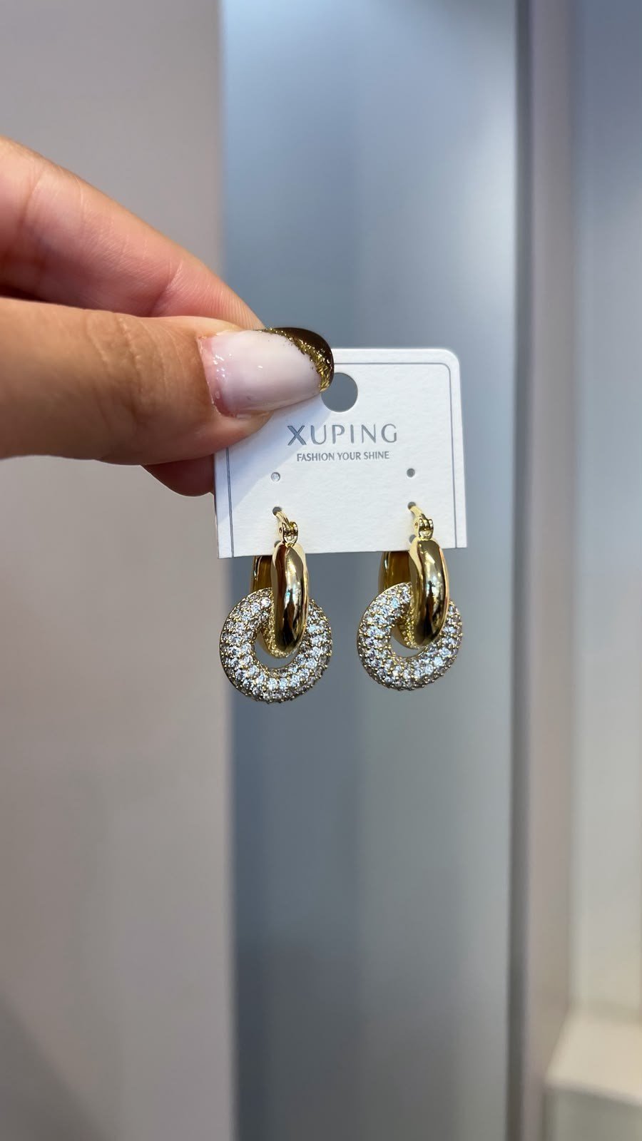 Özel Seri 14K Zirkon Taşlı Halka Detaylı Boru Küpe
