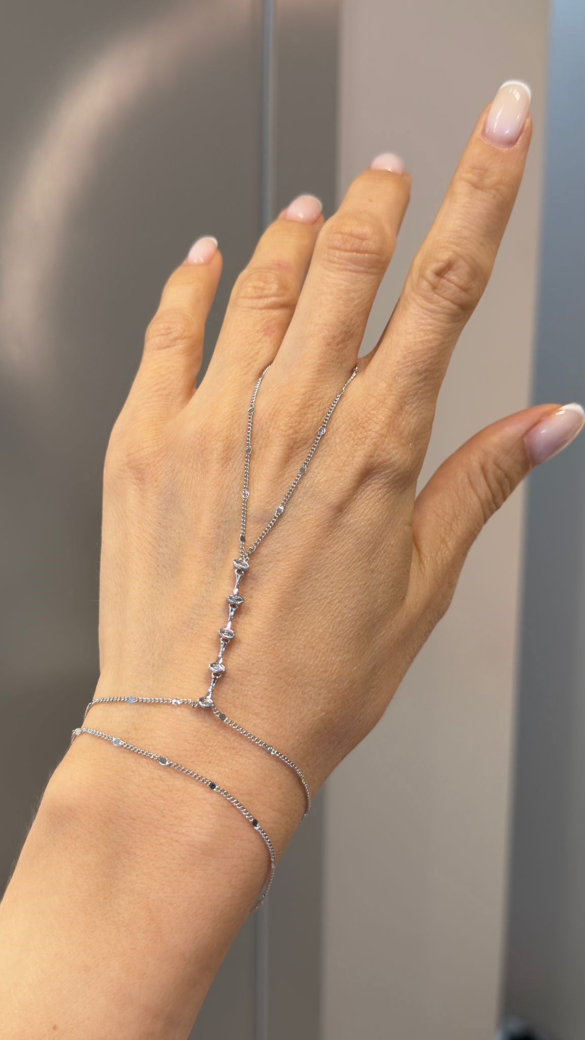 Sıralı taş Detaylı Silver Şahmeran