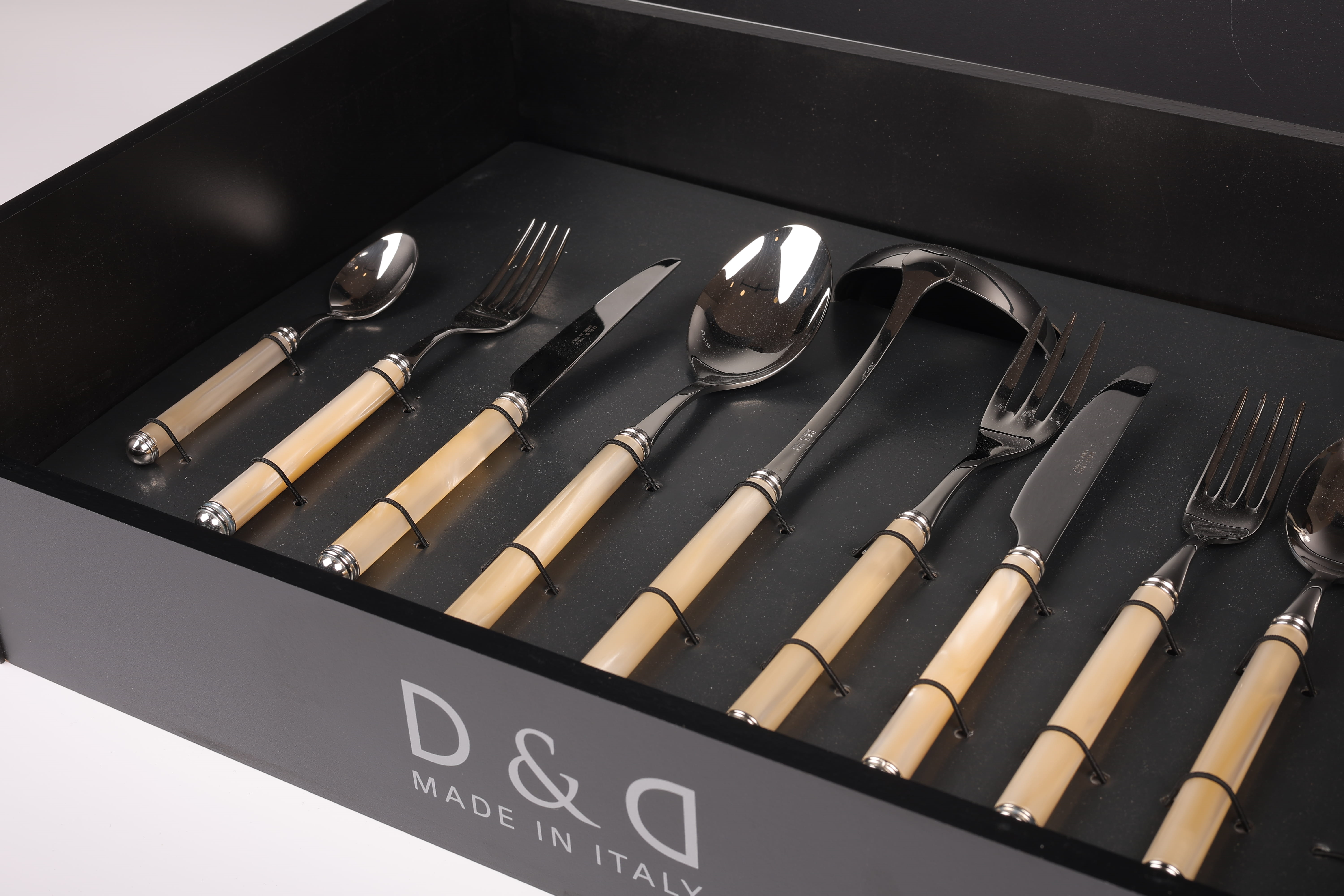 D&D 75 Pcs Wood Box Idıs Shıne Steel Champagne Pearl