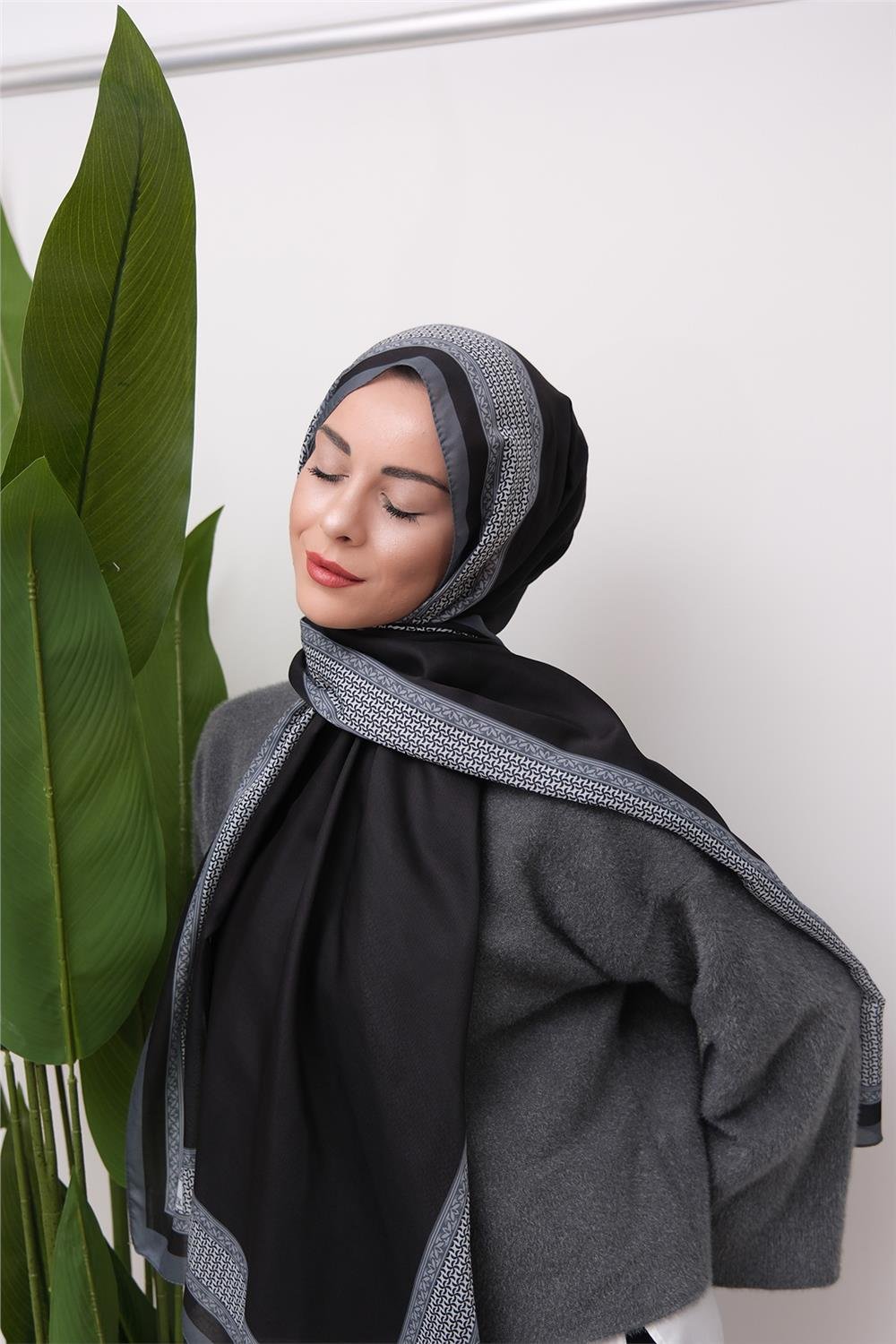 Border Touch Desenli Dijital Soft Şal