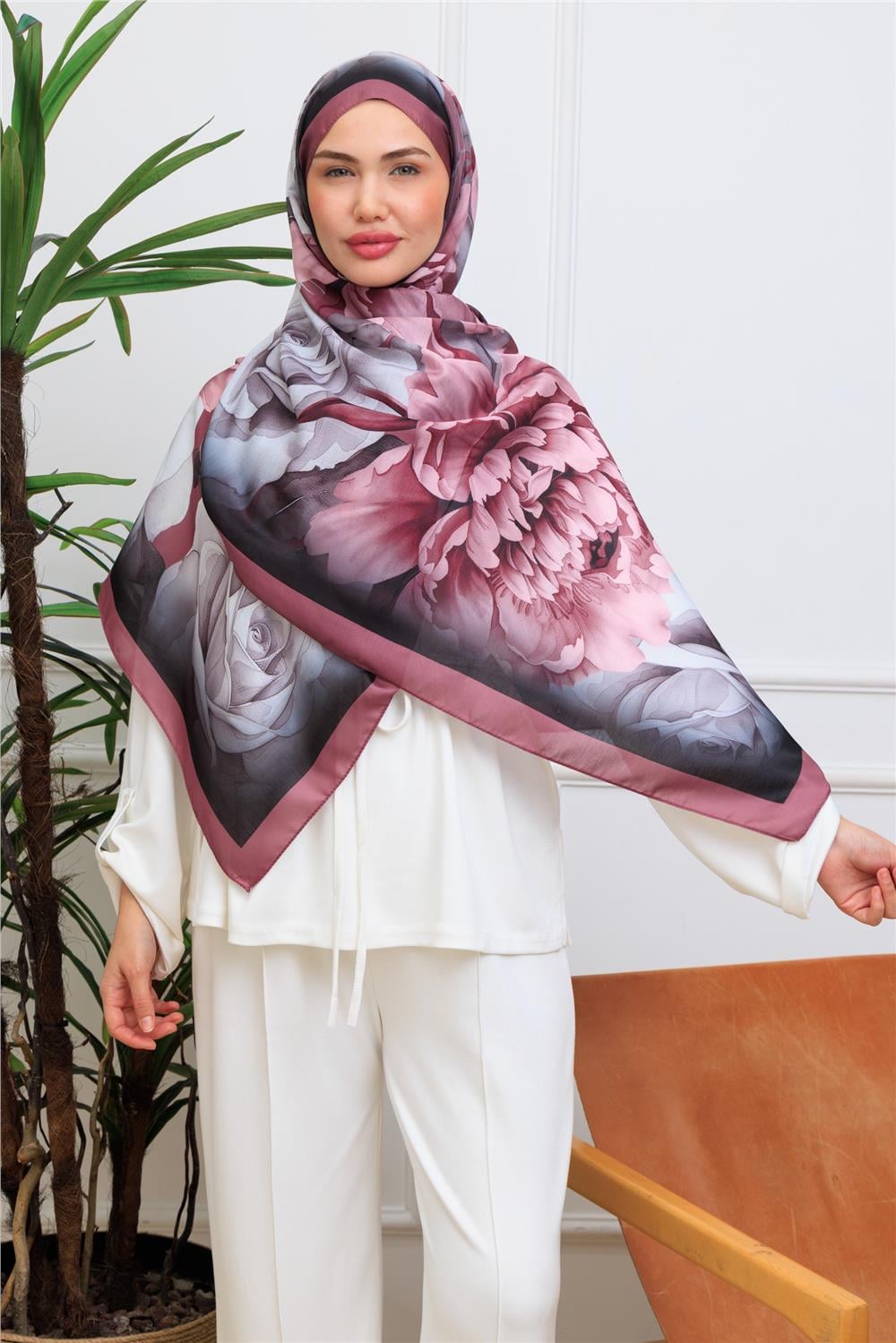 Floral Suluboya Desenli Dijital Soft Şal