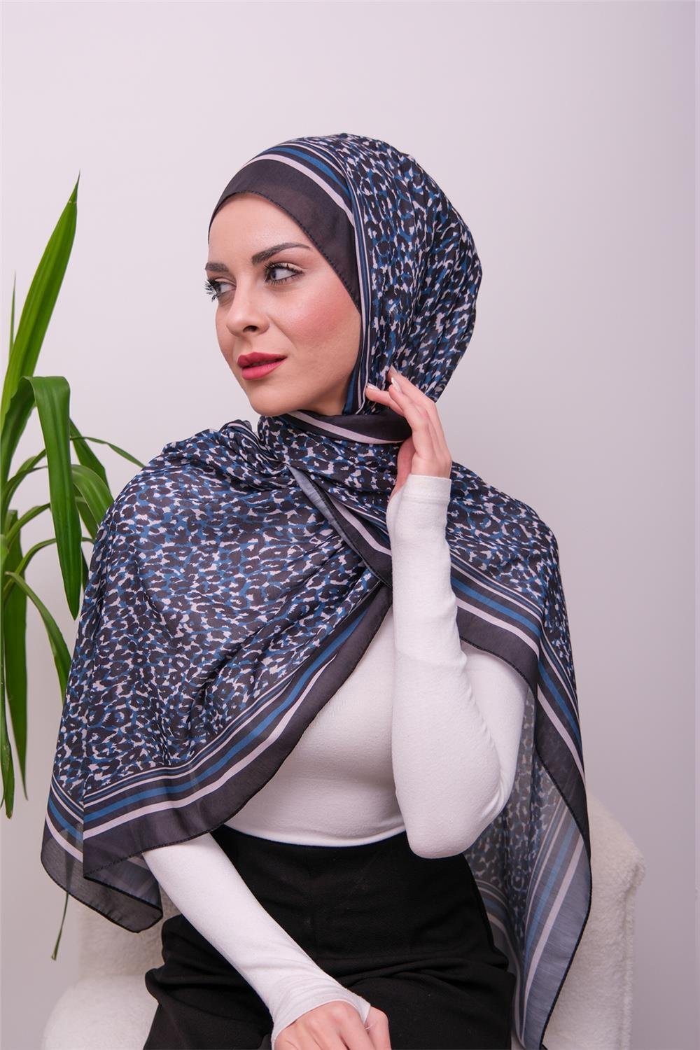 Leopar Desenli Dijital Soft Şal