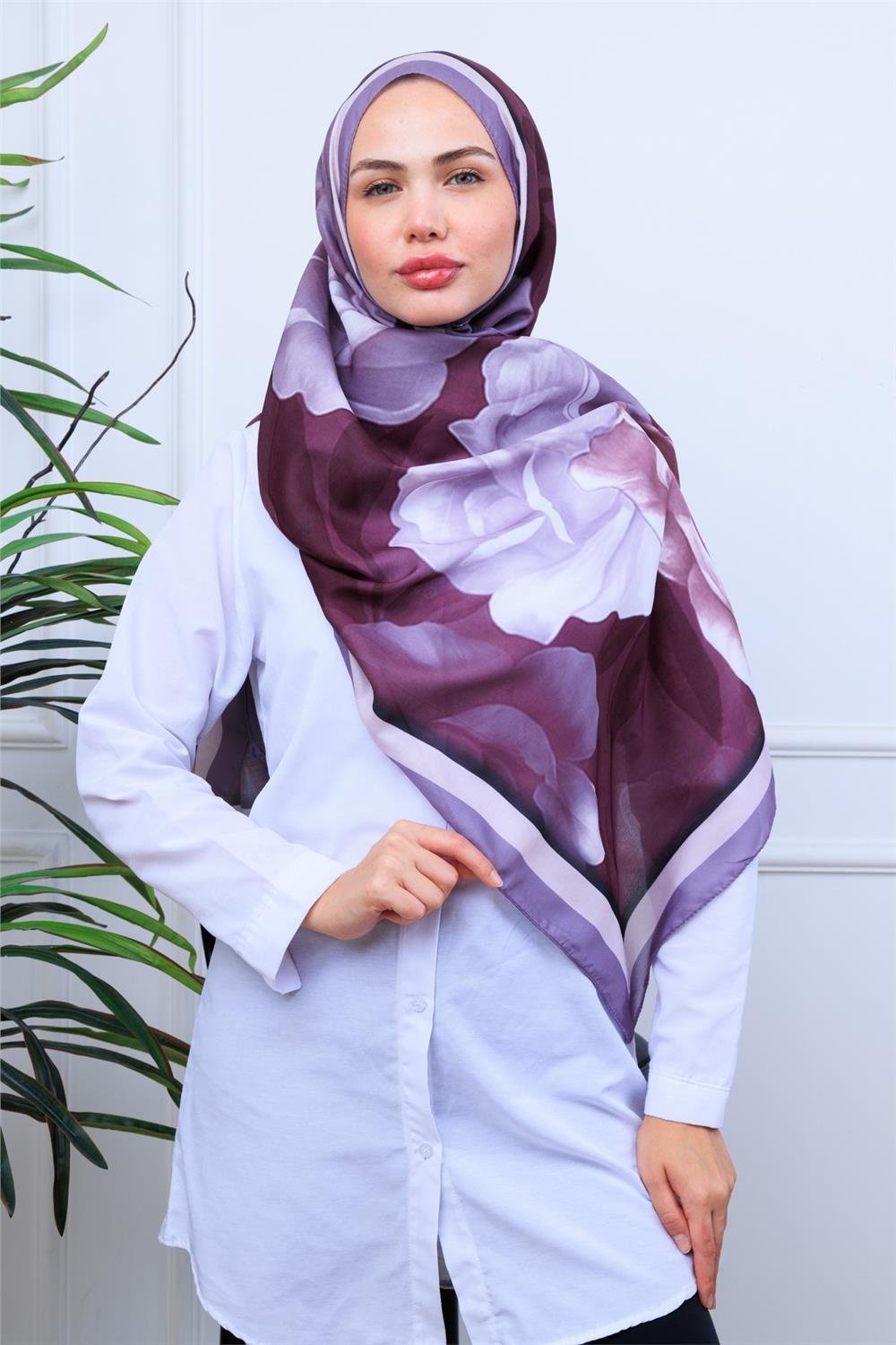 Modern Suluboya Çiçek Desenli Dijital Soft Şal