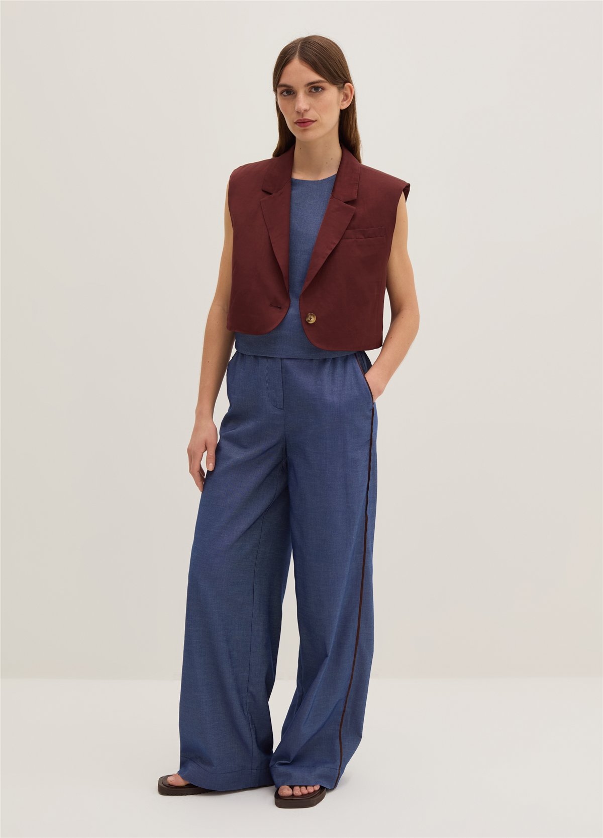 Bol Paçalı Denim Görünümlü Pantolon