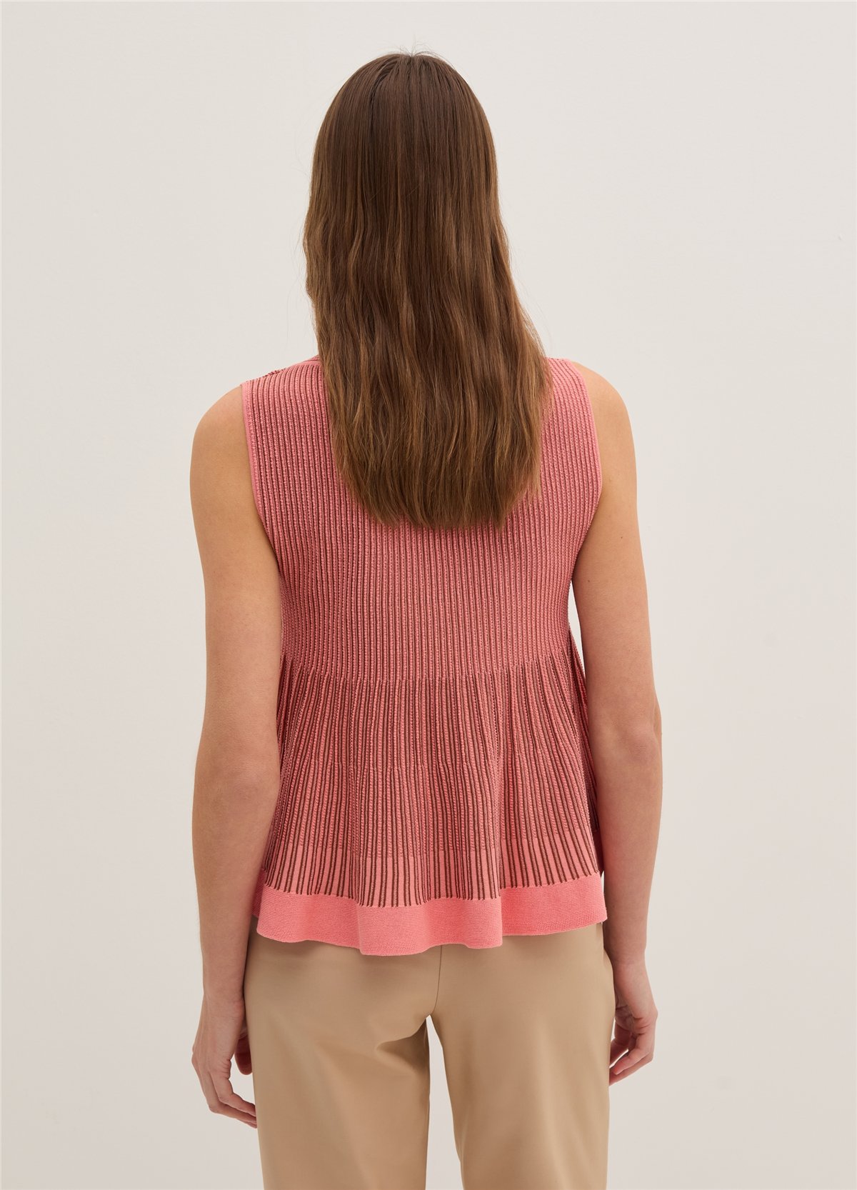 Dar Kesim Çizgili Ve Pileli İplikten Pembe Atlet