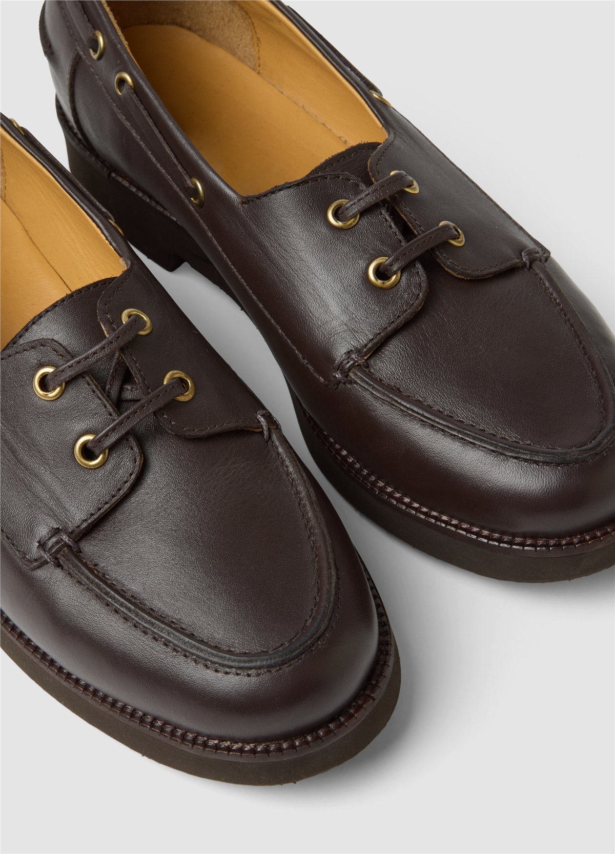 Kahverengi Bağcıklı Deri Loafer