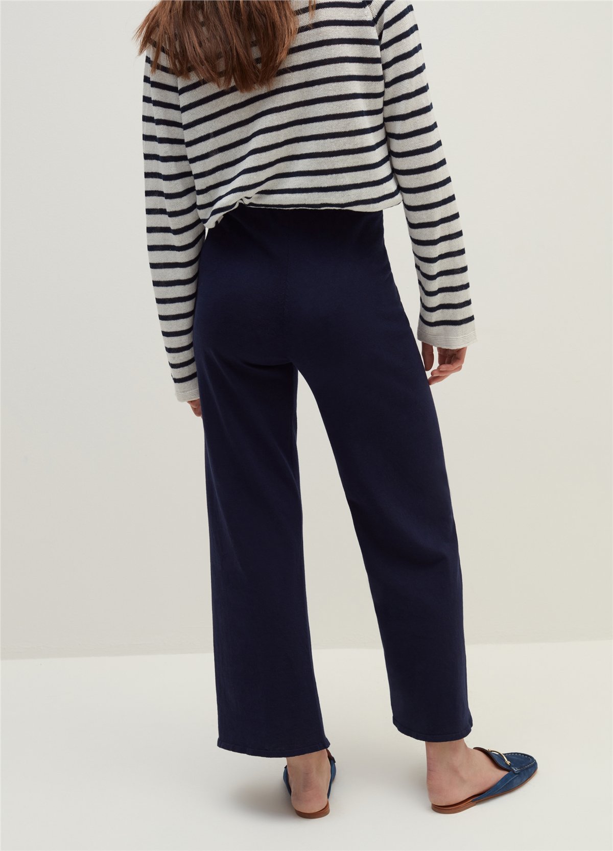 Kısa Paçalı Triko Lacivert Pantolon