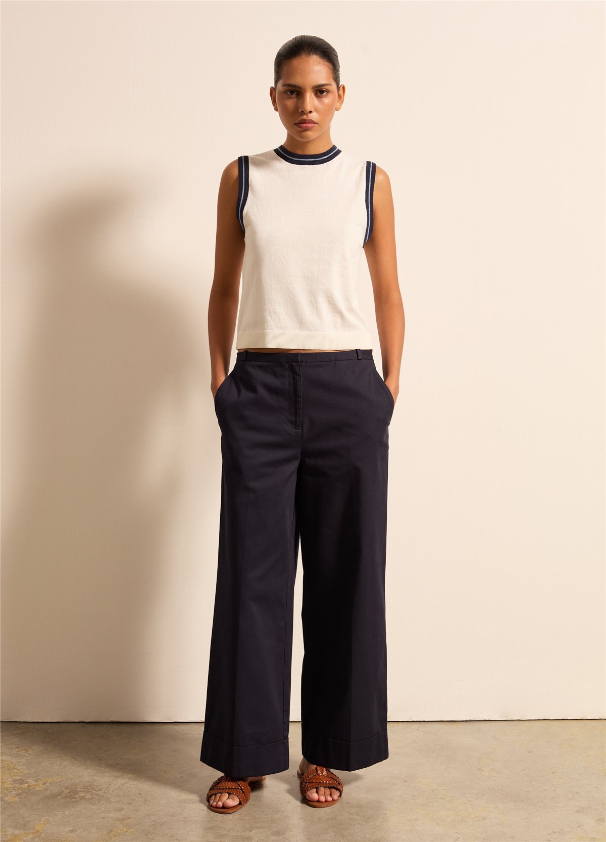 Lurex Detaylı Crepe Bej Atlet