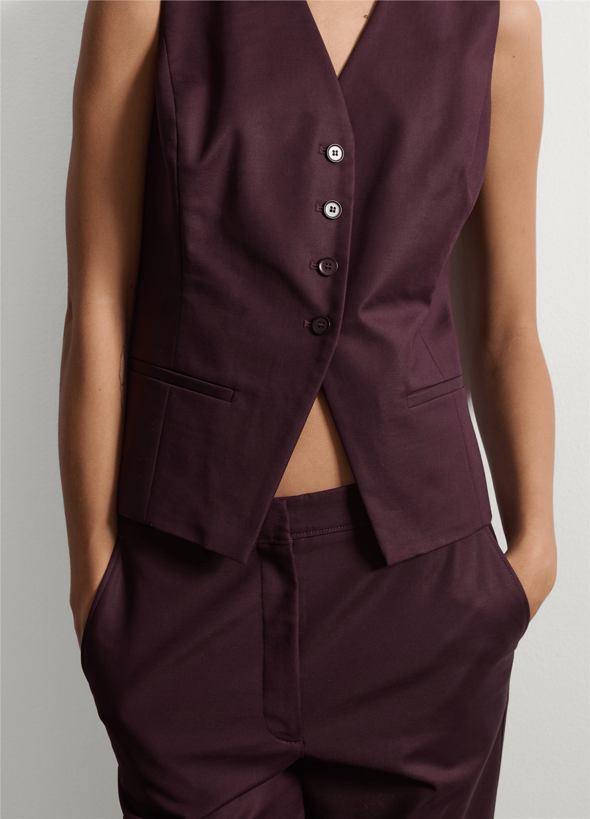 Mor Renk Slim Fit Esnek Pamuklu Yelek