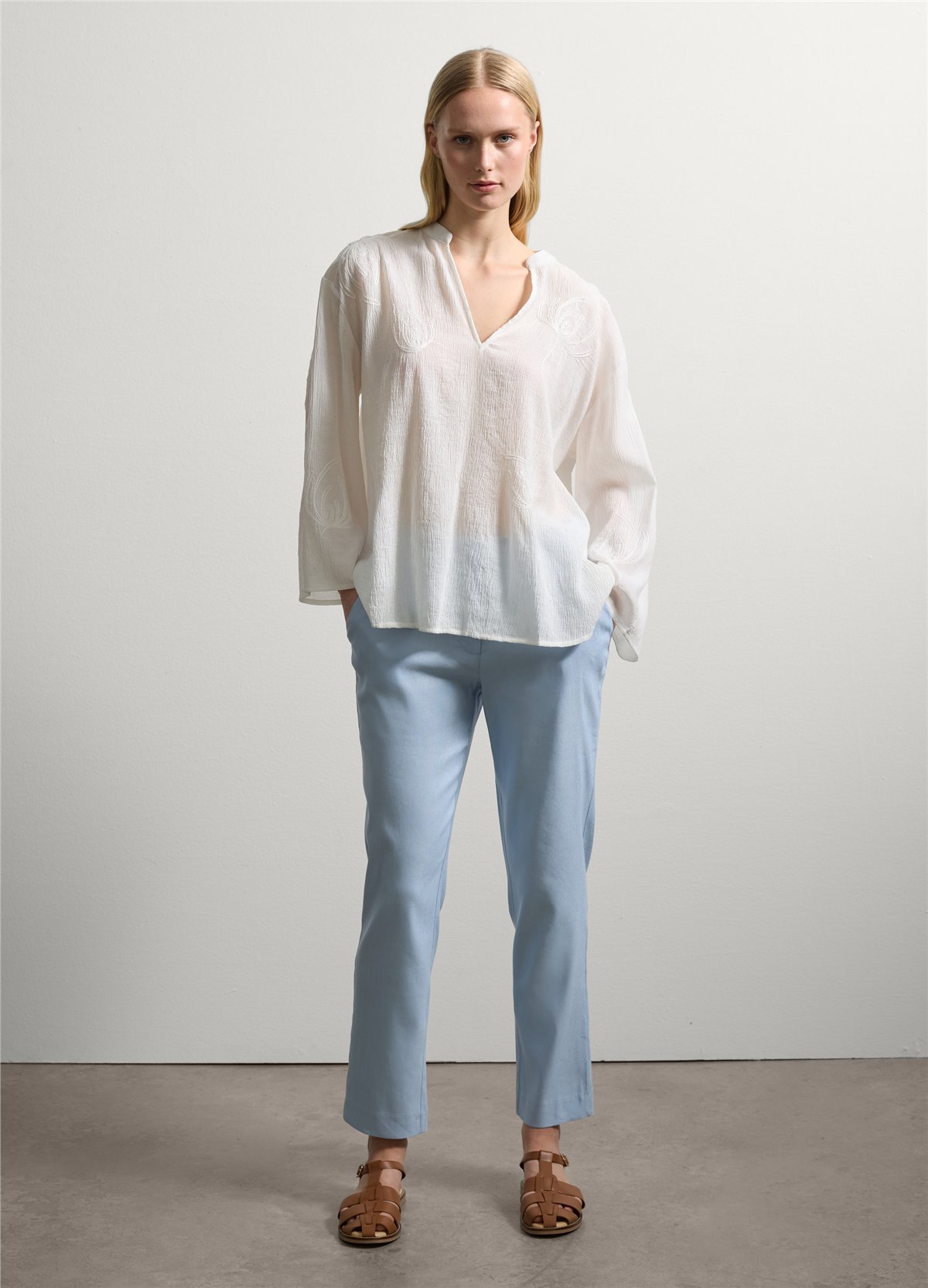 Stretch Keten ve Viskon Mavi Slim Fit Pantolon