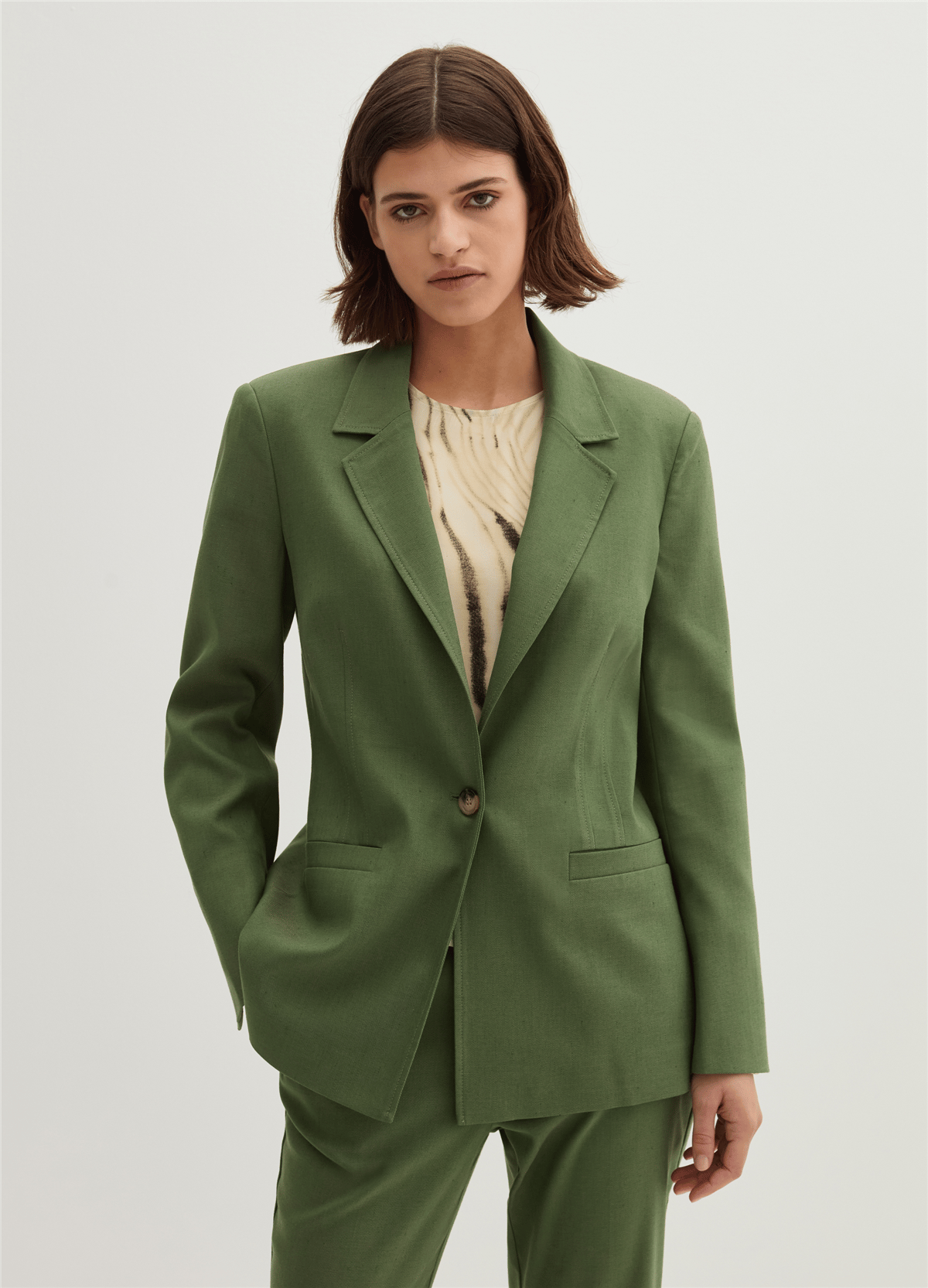 Yırtmaçlı Dar Kesim Düğmeli Yeşil Blazer