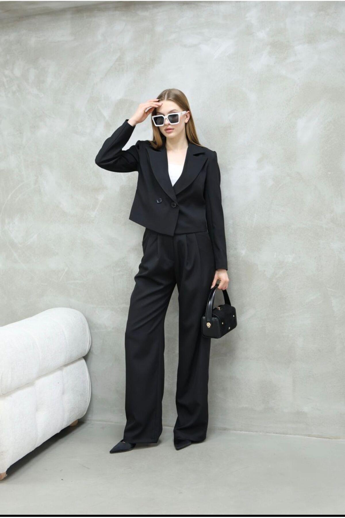 Kısa Crop Blazer Ceket Pantolon İkili Takım - Siyah