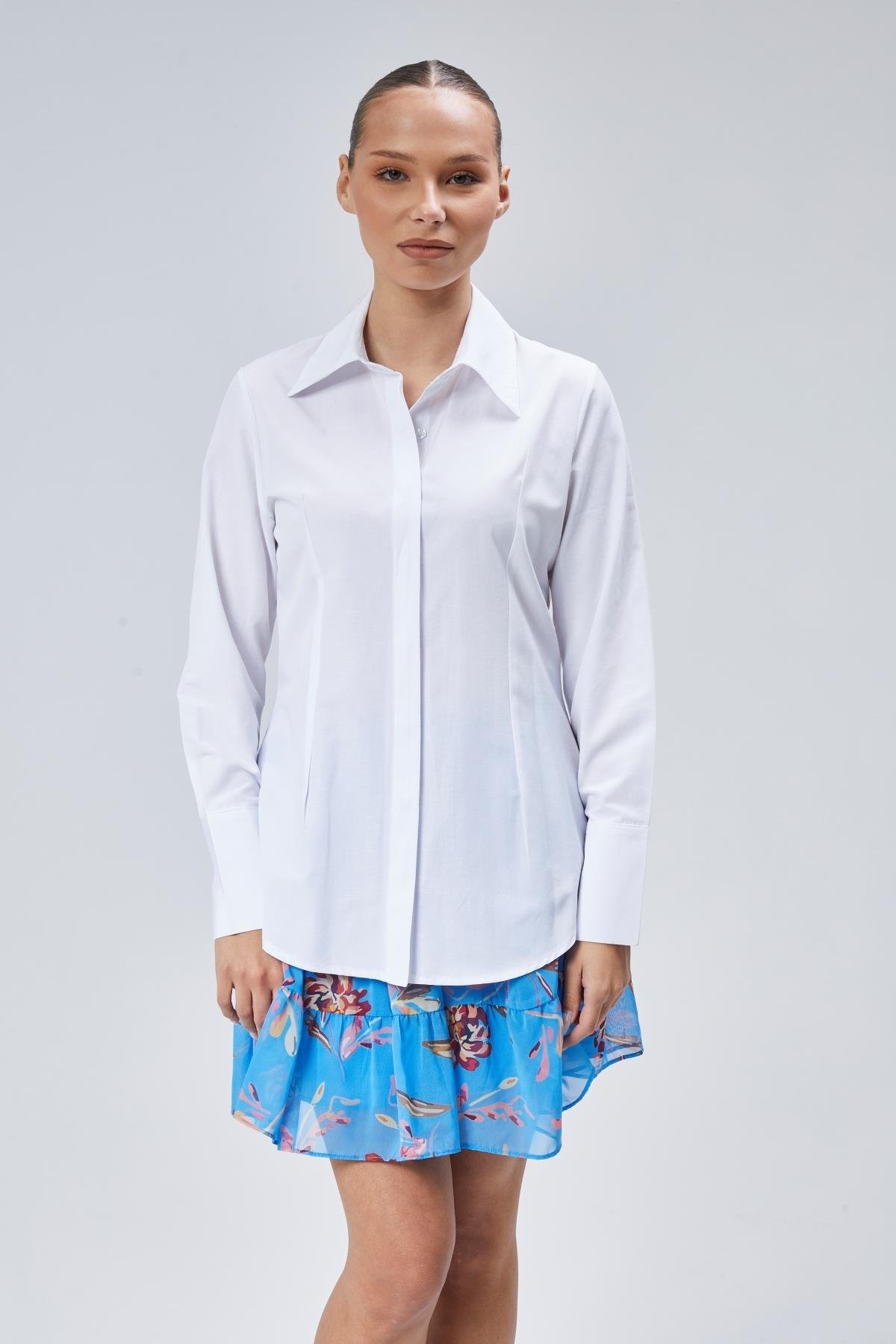oversize-basic-beyaz-kadin-gomlek-44bc-2.jpg