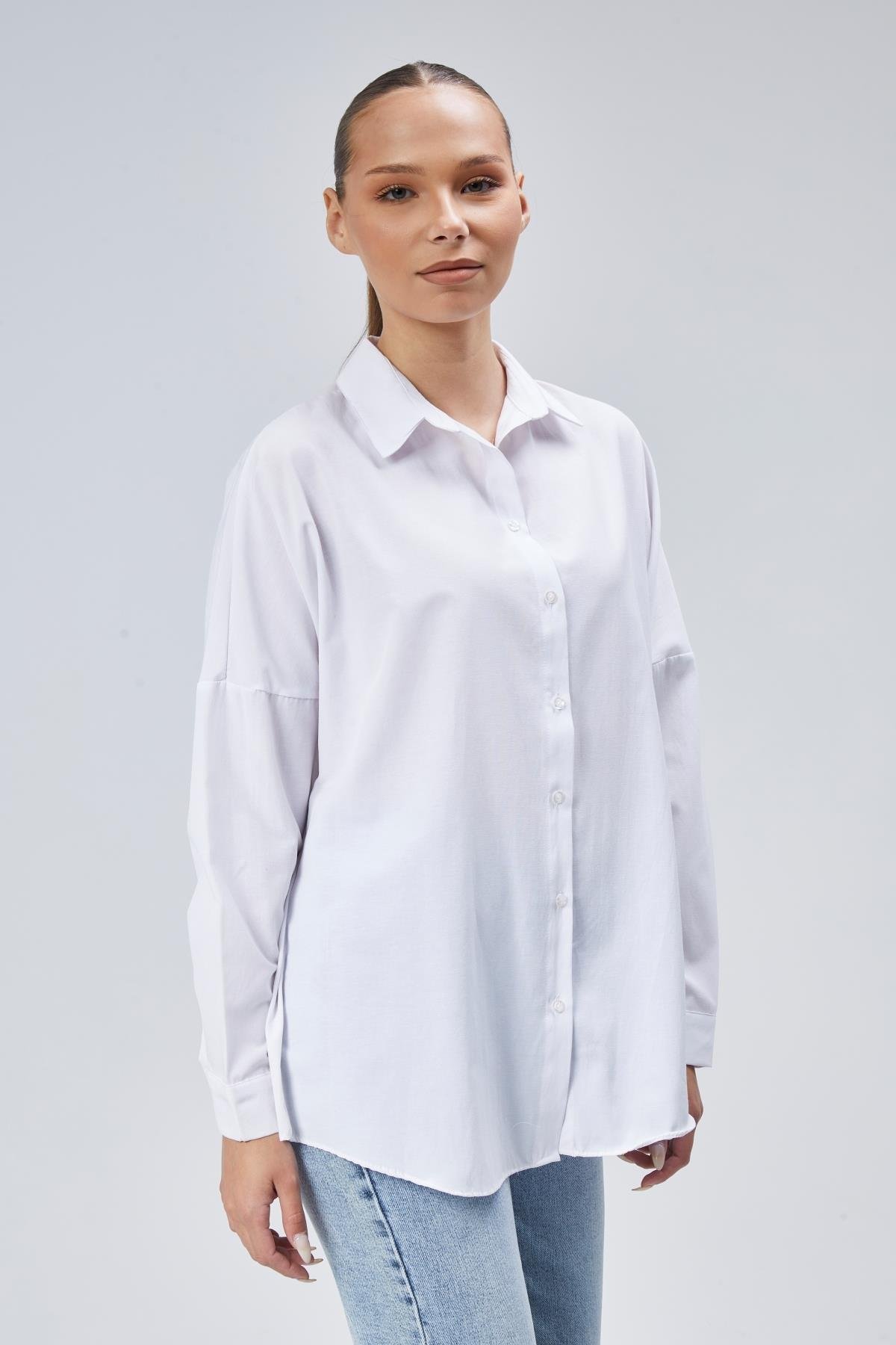 Yeni Sezon Oversize Beyaz Kadın Gömlek