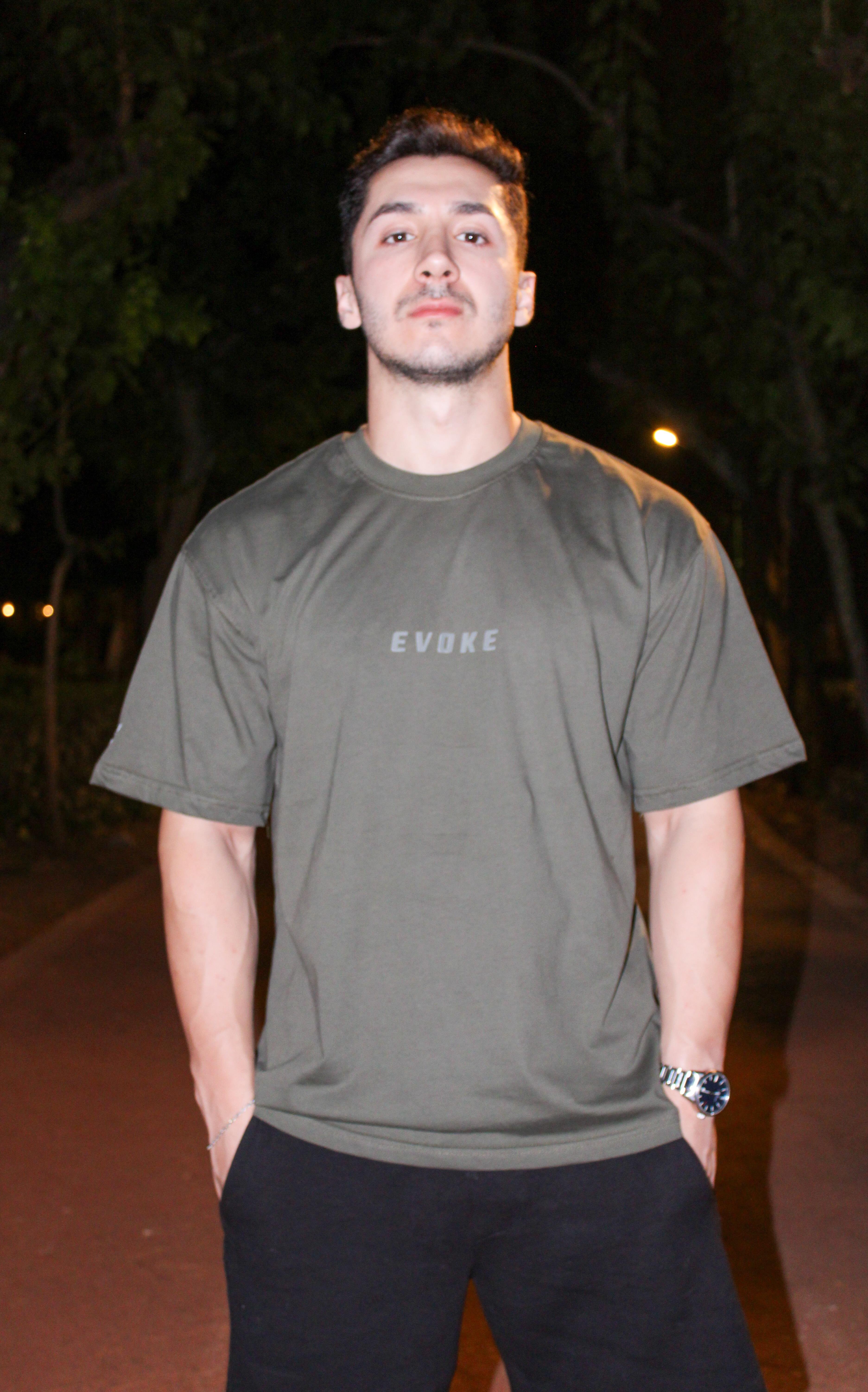 Evoke Logo Rubber Baskı Oversize Erkek T-shirt