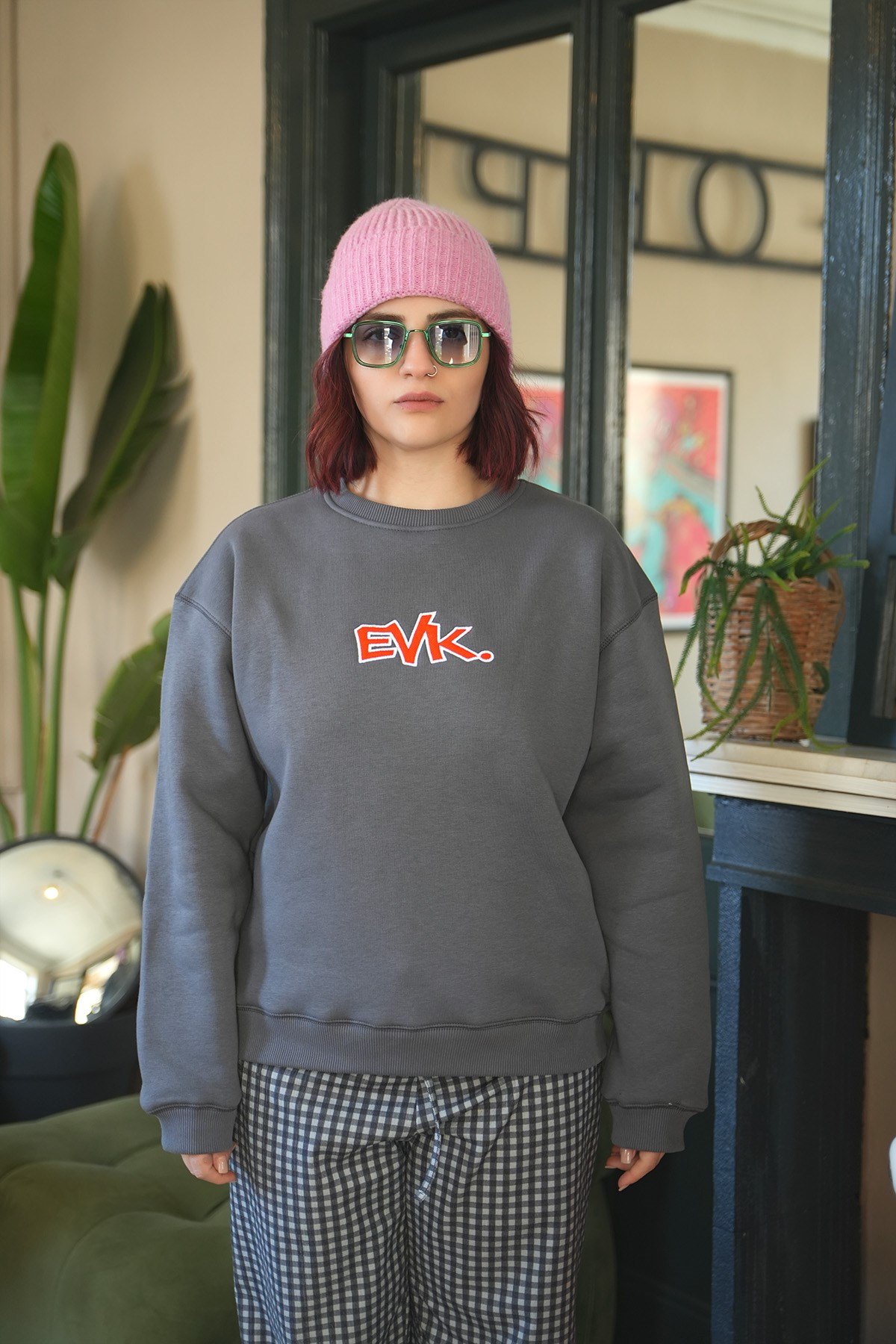 Grafiti Nakış Oversize Kadın Sweat