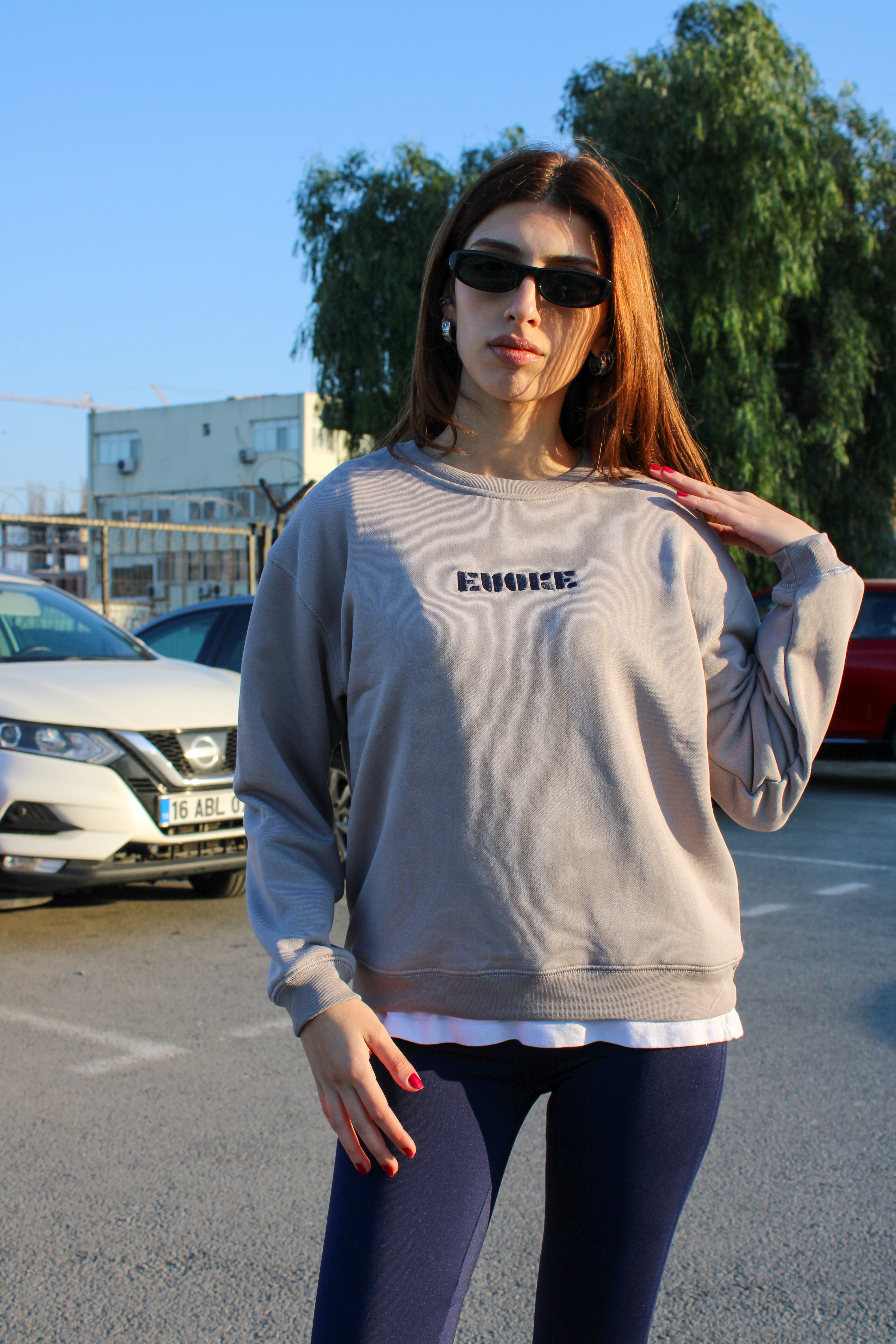 Nakışlı Oversize Kadın Sweat