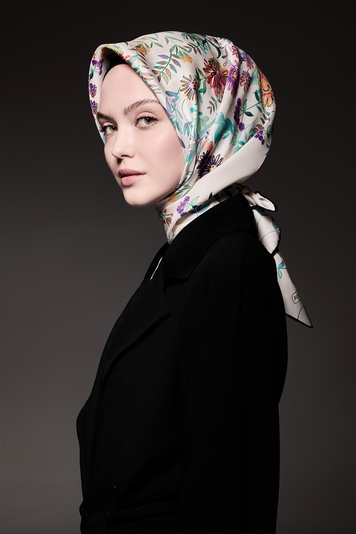 Arajman Desenli Twill İpek Eşarp