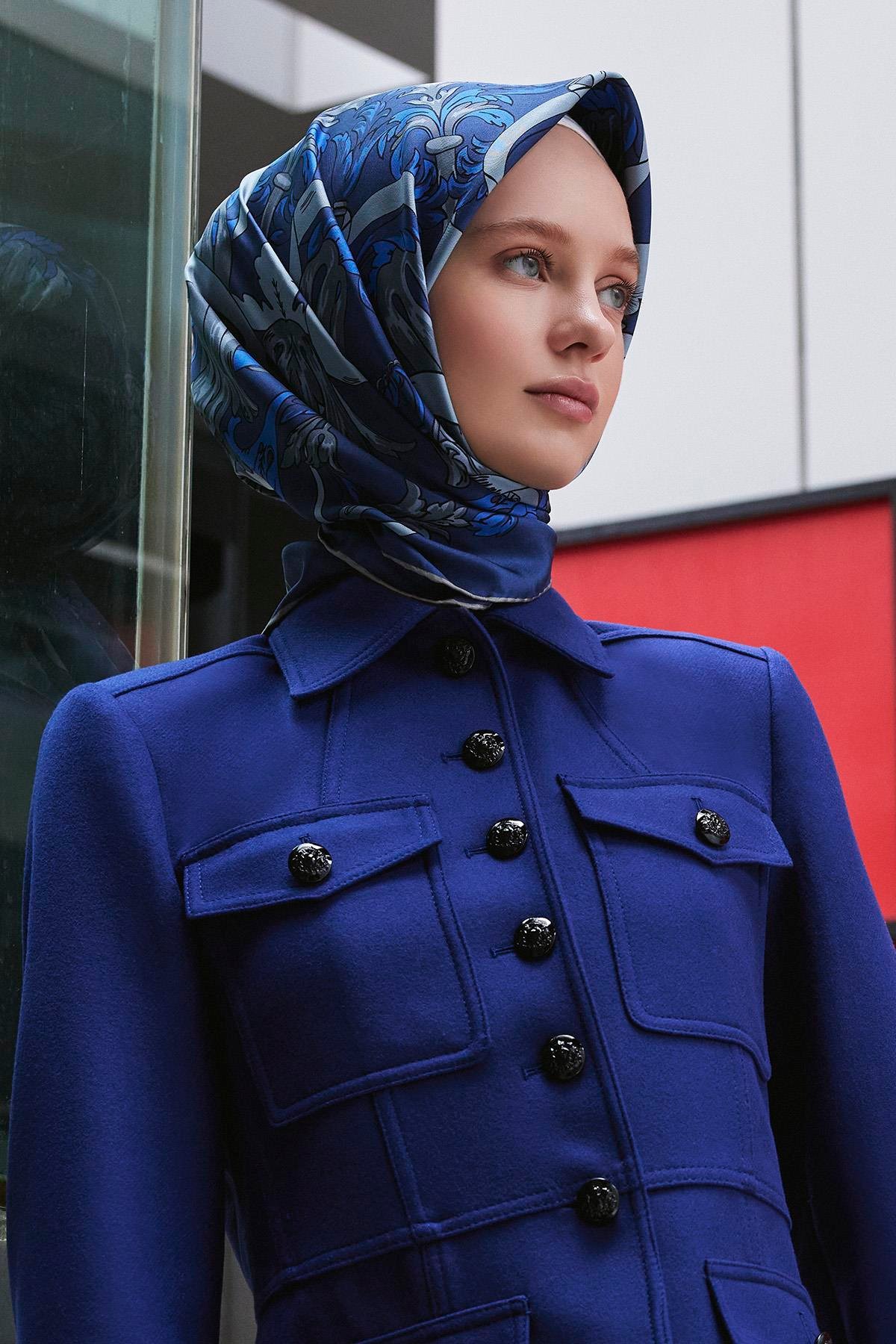 Barok Kurdele Desenli Twill İpek Eşarp