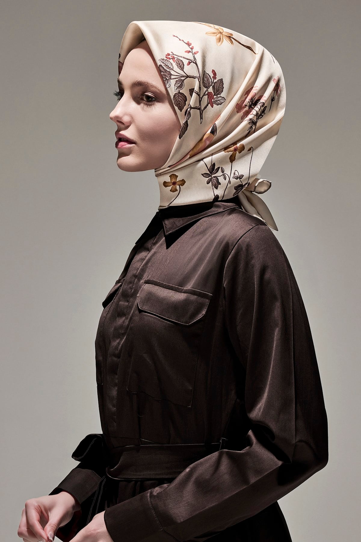 Botanik Desenli Twill İpek Eşarp