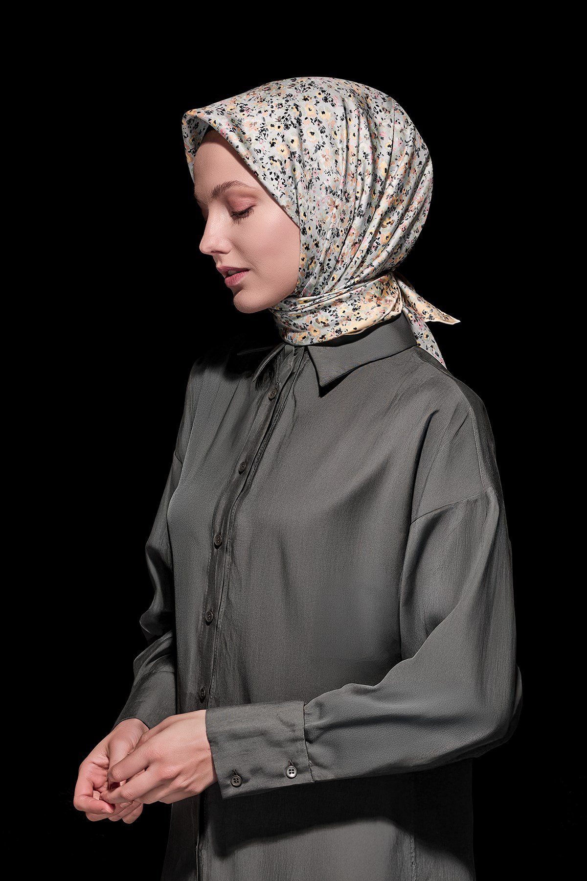Çıtır Çiçek Desen Twill İpek Eşarp