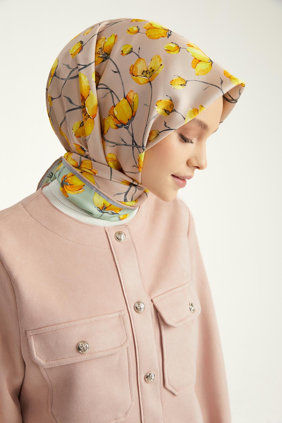 DESENLİ ÇİFT TARAFLI TWILL İPEK EŞARP