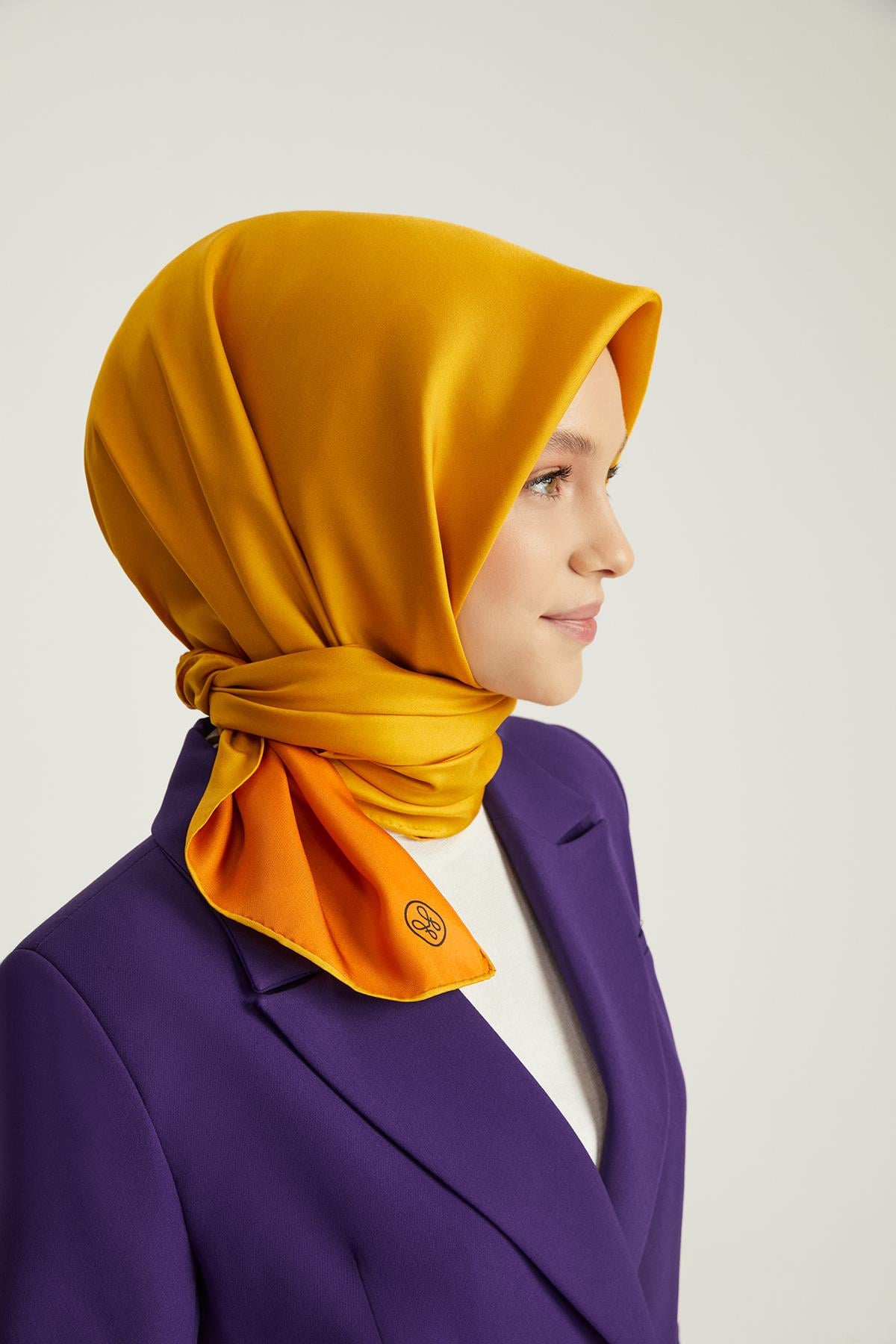 DÜZ ÇİFT TARAFLI TWILL İPEK EŞARP