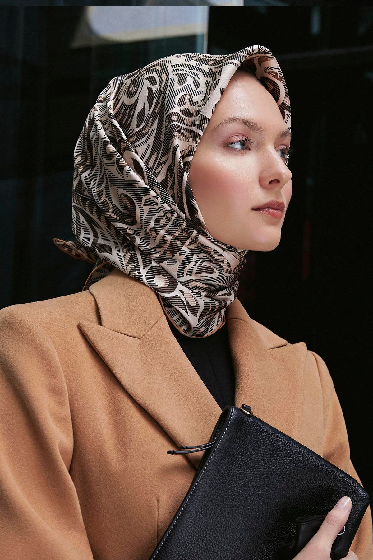 Paisley Dalgası Desenli Twill İpek Eşarp