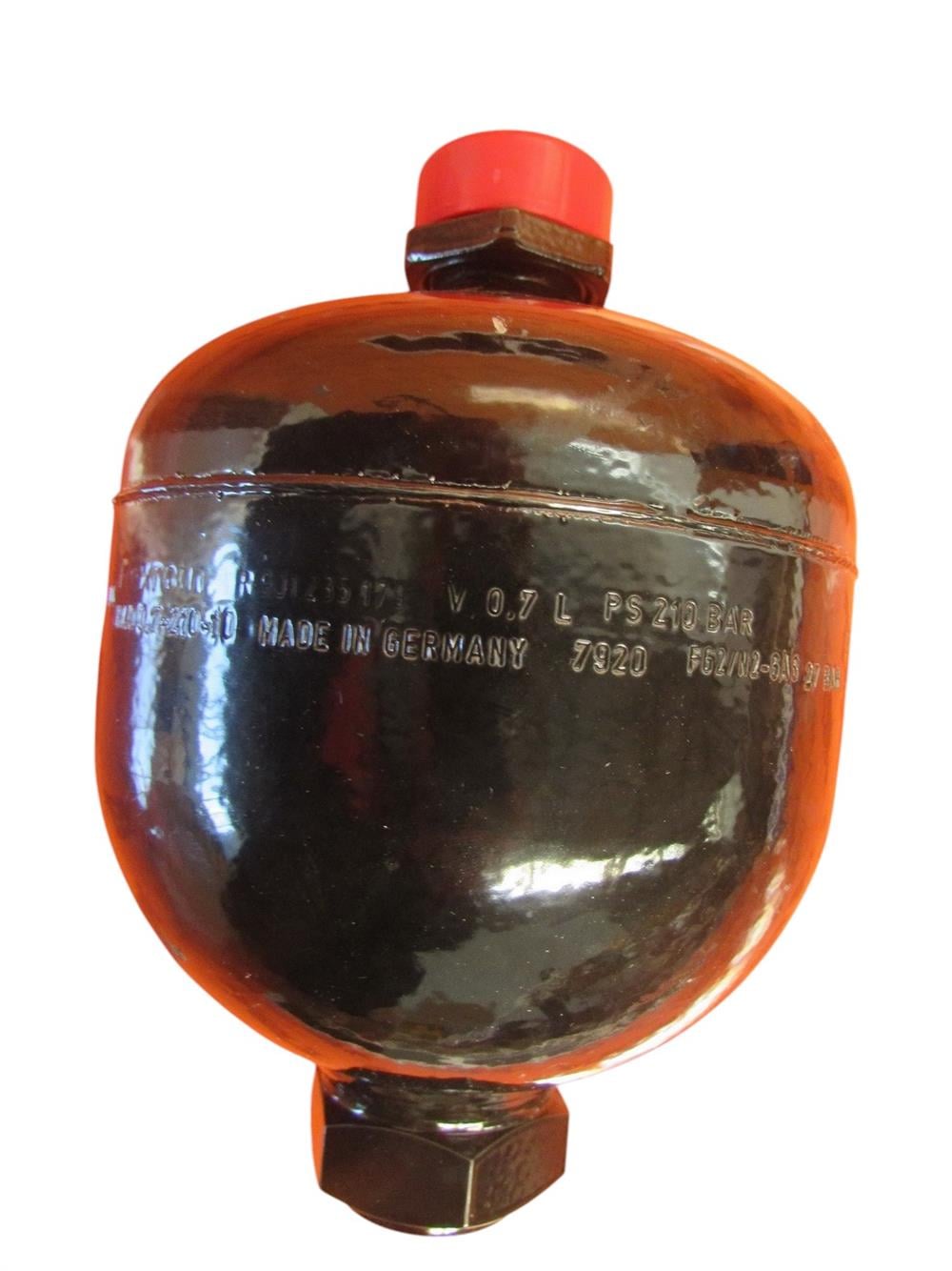 AKÜMÜLATÖR (0.7)
