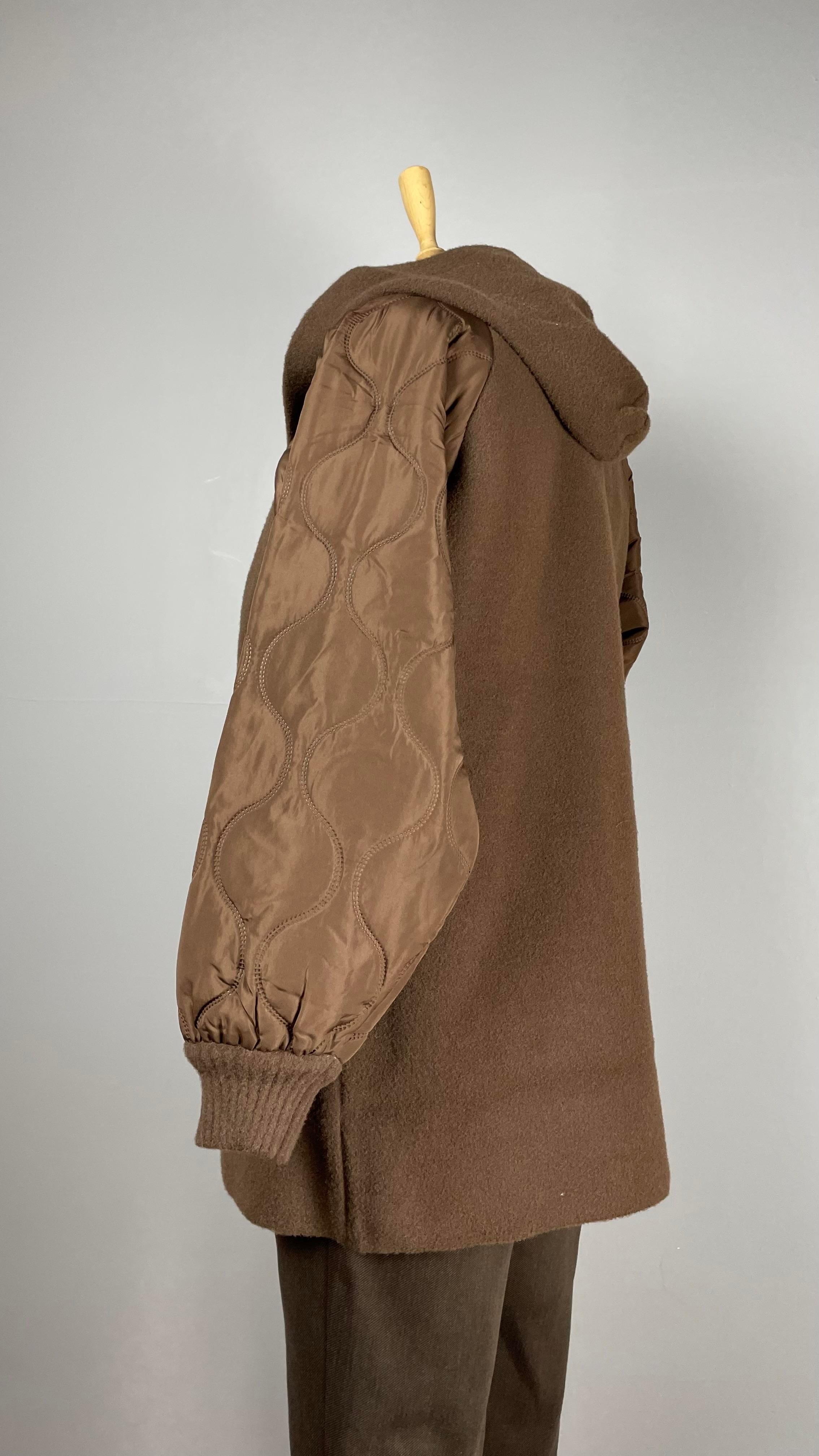 Kolları ve Cepleri Anorak Mont