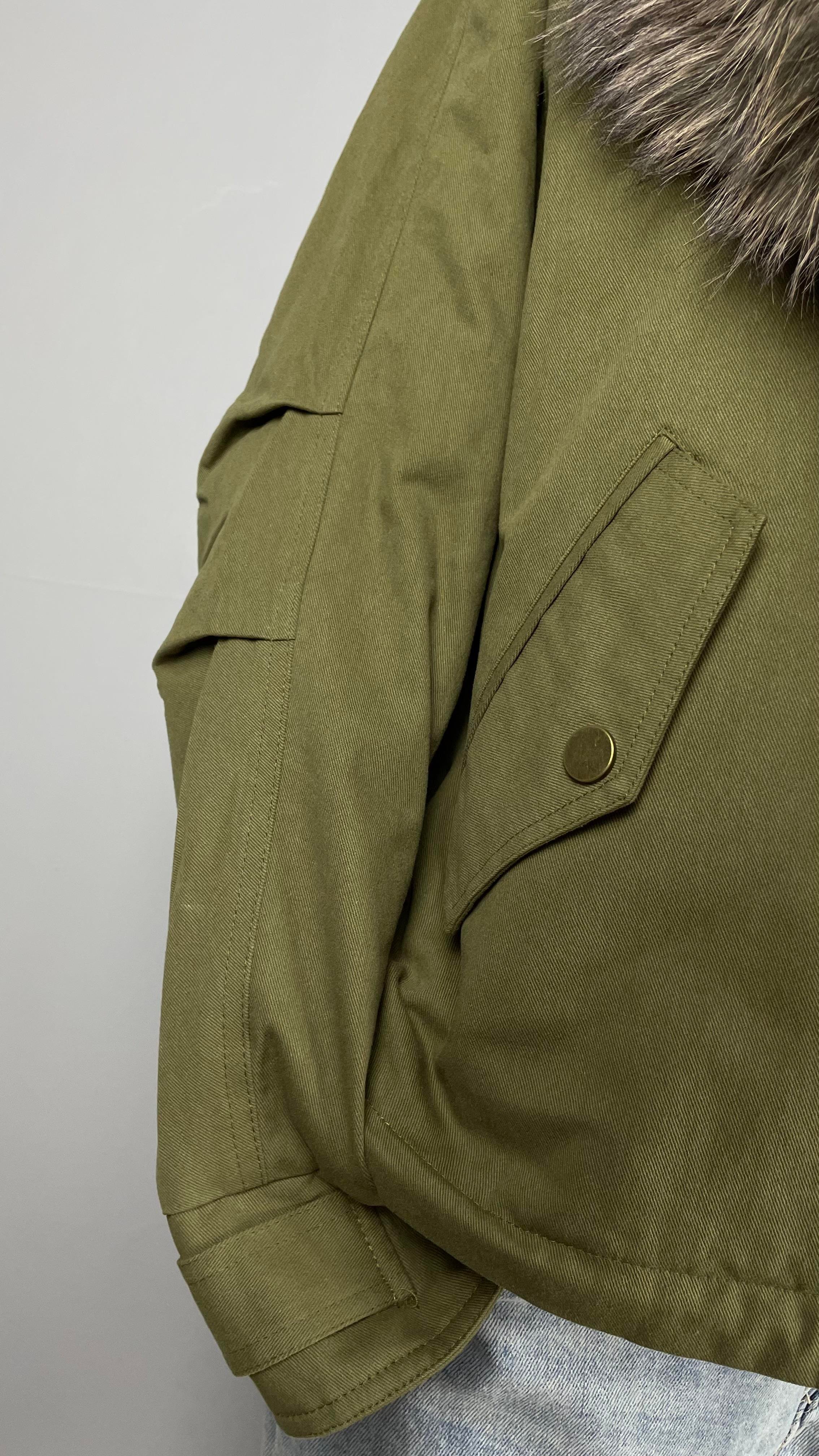 Kürk Yakalı Kısa Parka Mont