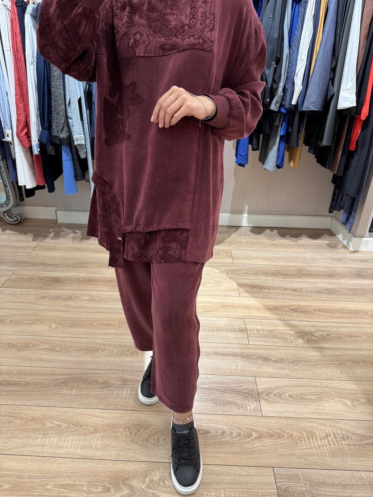 Ghisa İpek Kupra Takım