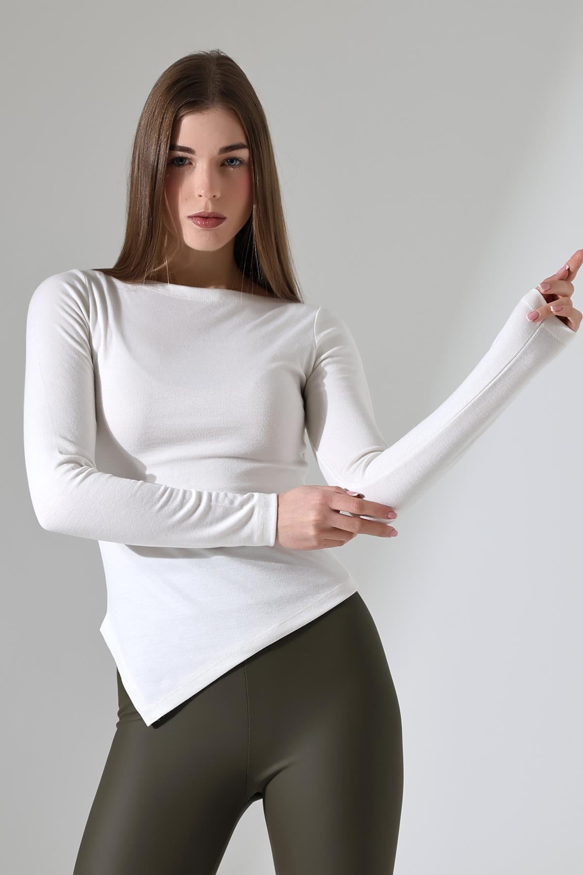 Evora Kadın Asymmetric Kayık Yaka Uzun Kollu Thermal (TERMAL) Bluz & Top - Ekru