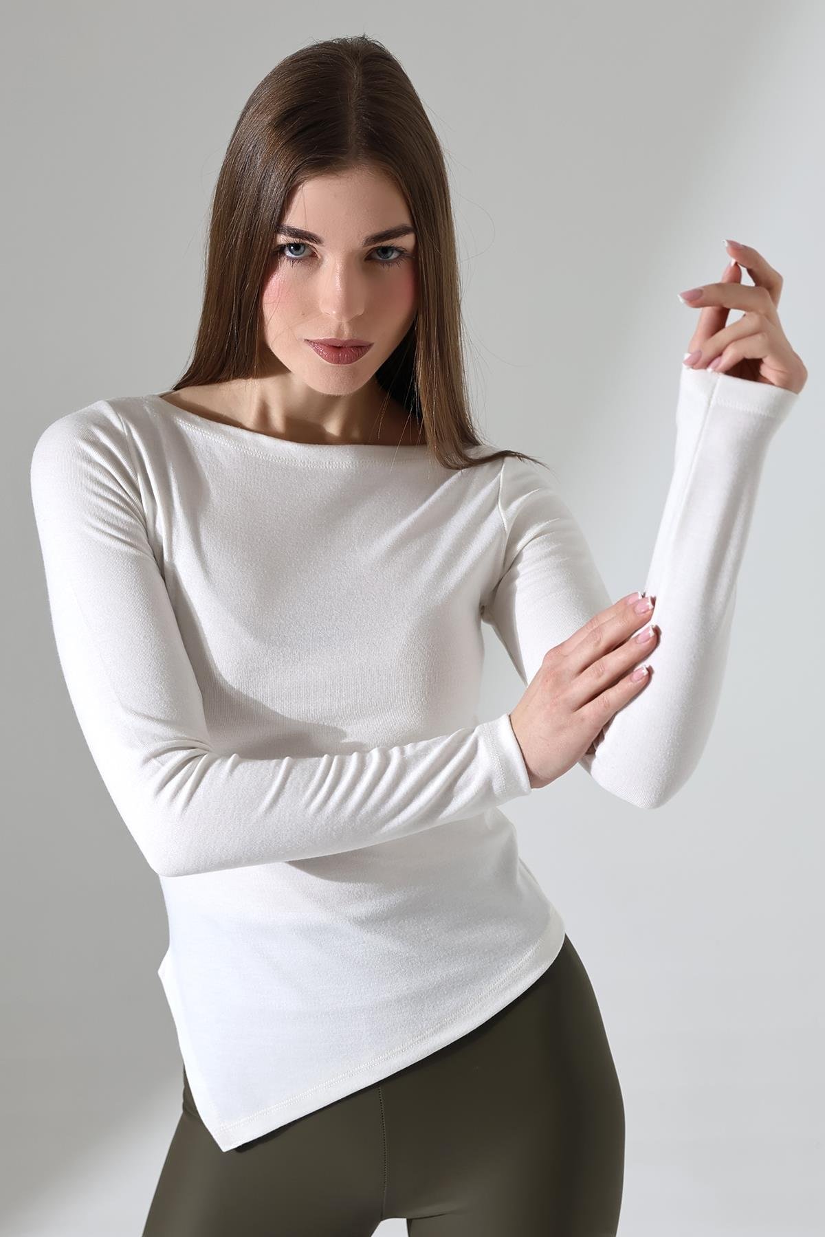 Evora Kadın Asymmetric Kayık Yaka Uzun Kollu Thermal (TERMAL) Bluz & Top - Ekru