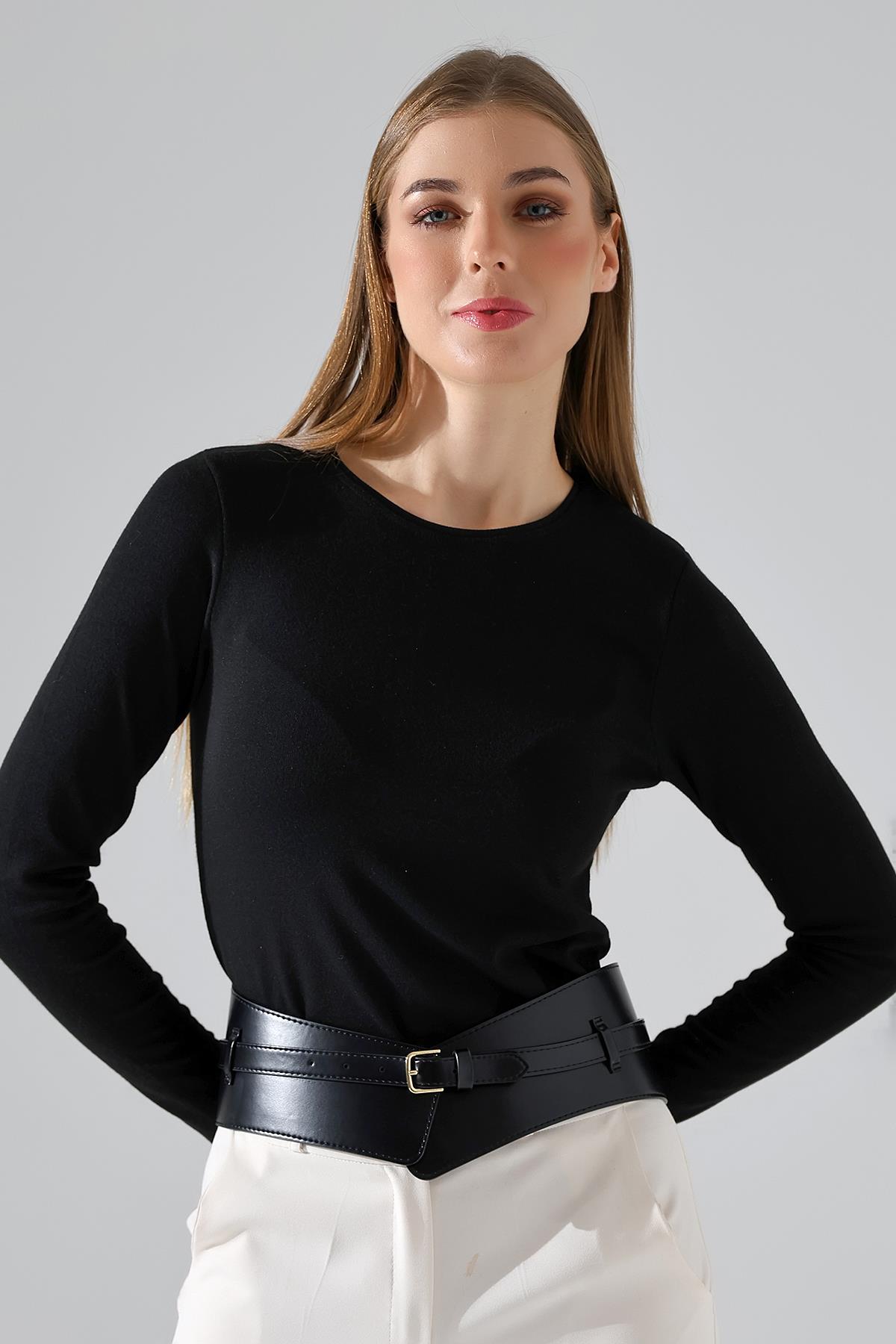 Petit Kadın Siyah Ultra Soft Touch Sıfır Yaka Uzun Kollu Thermal (TERMAL) Bluz & Top