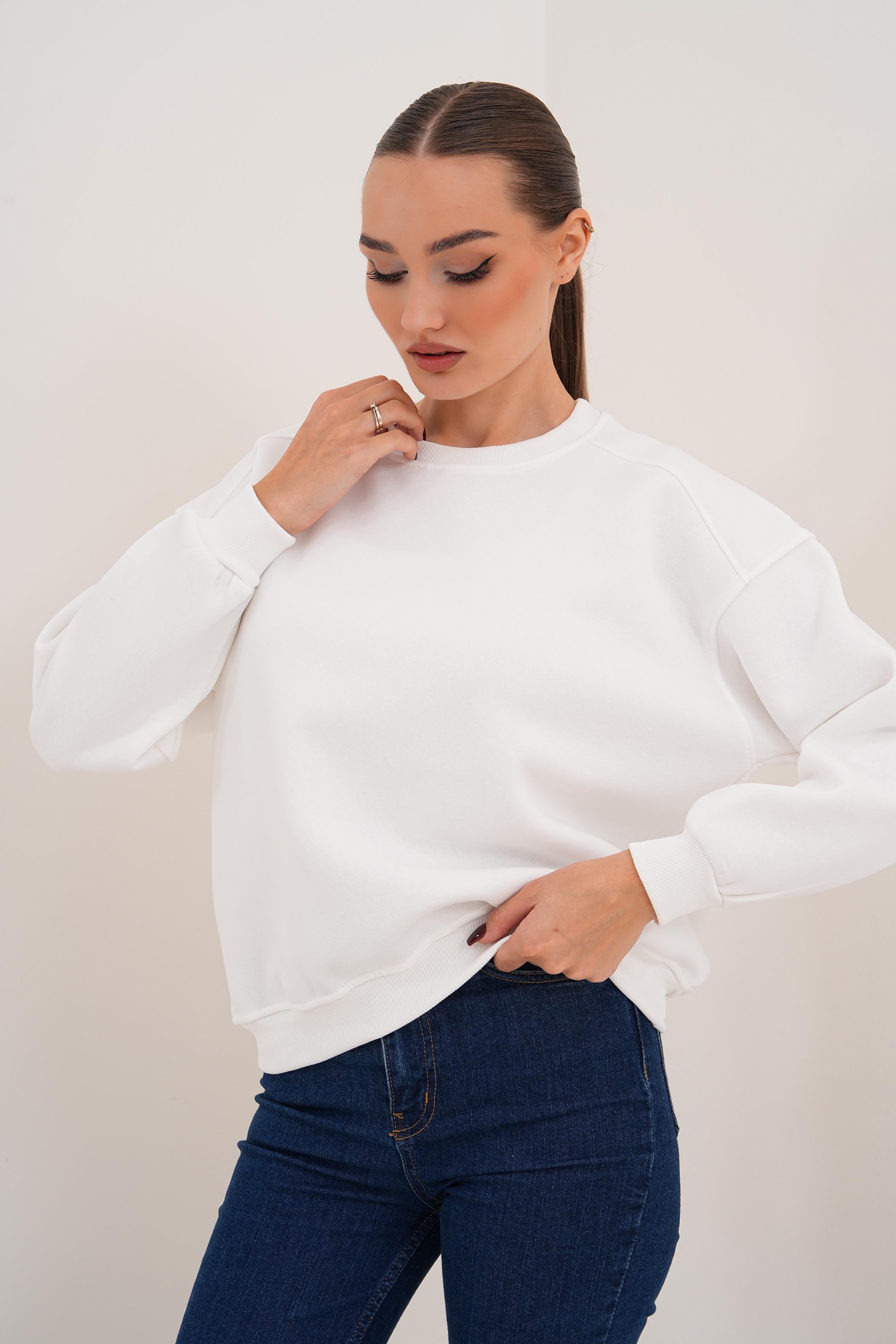 Beyaz Basic Sweatshirt