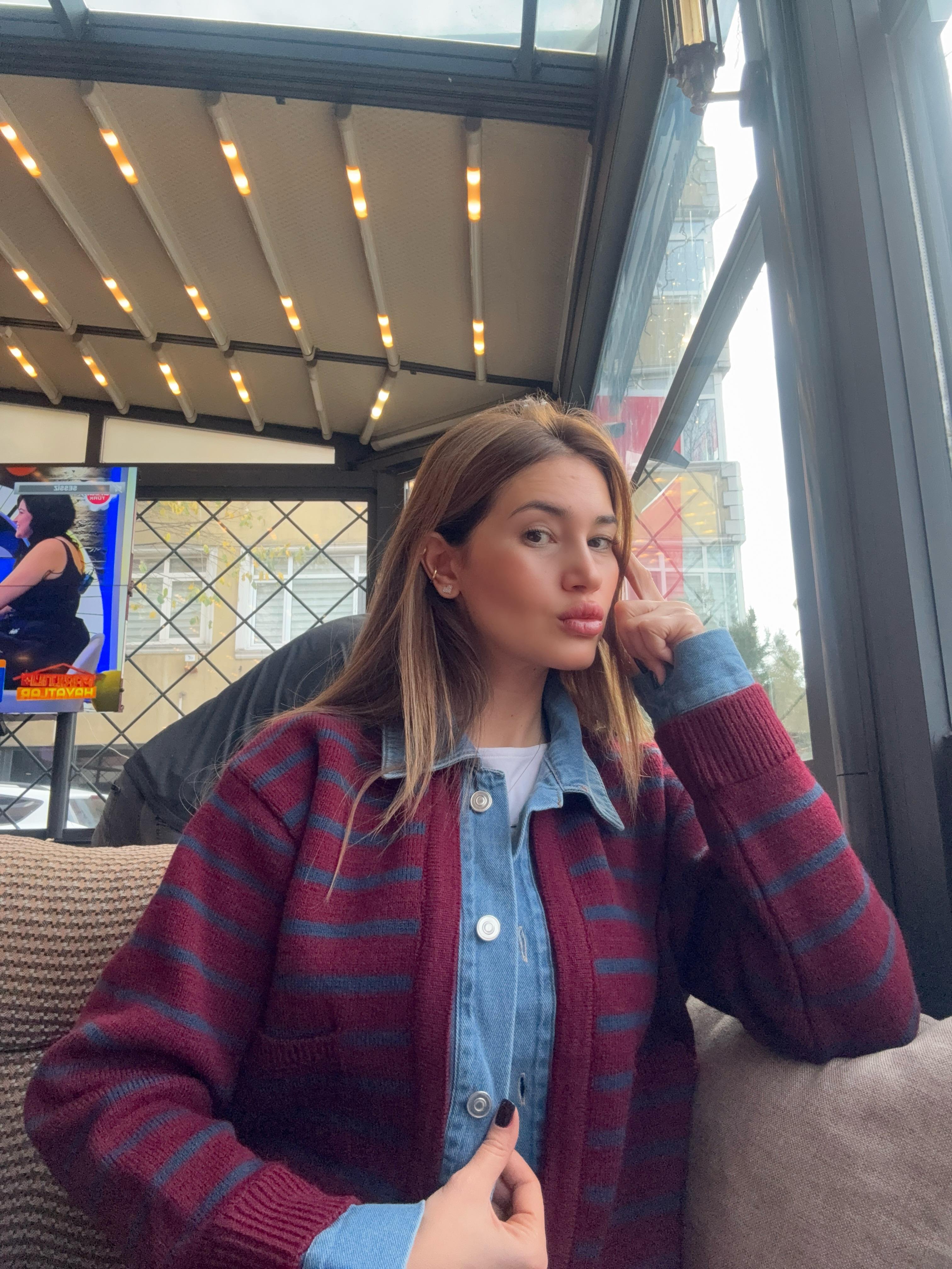Denim Detaylı Çizgili Triko Hırka – Bordo / Mavi