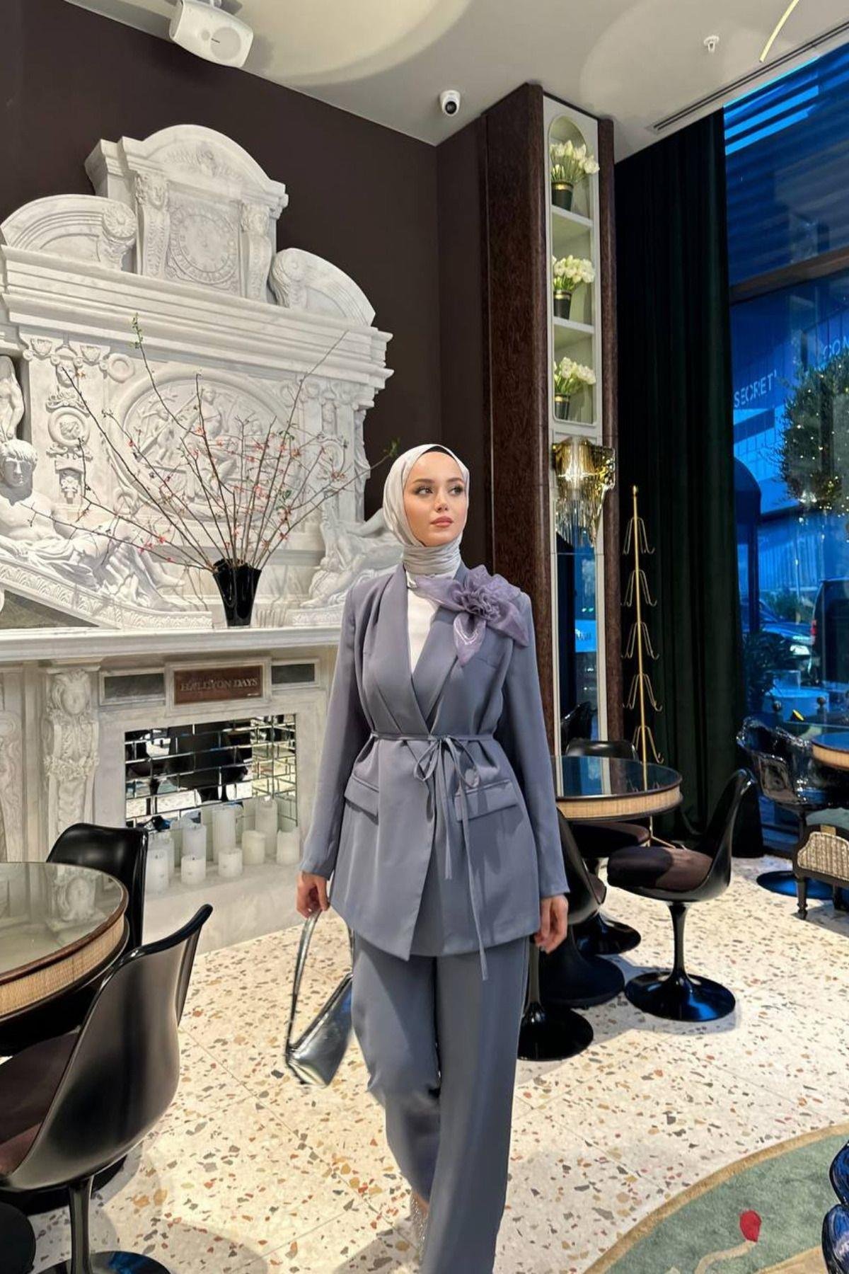 Blazer Takım: Anında Şıklık, Zahmetsiz Stil!