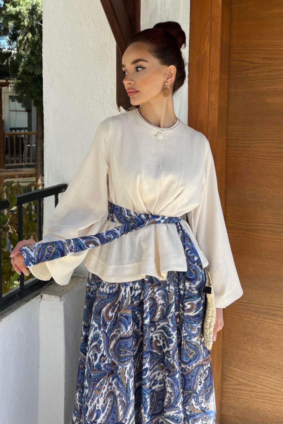 Kadın Krem Bluz & Etnik Desenli Maxi Etek Takım – Yazlık Şık Kombin