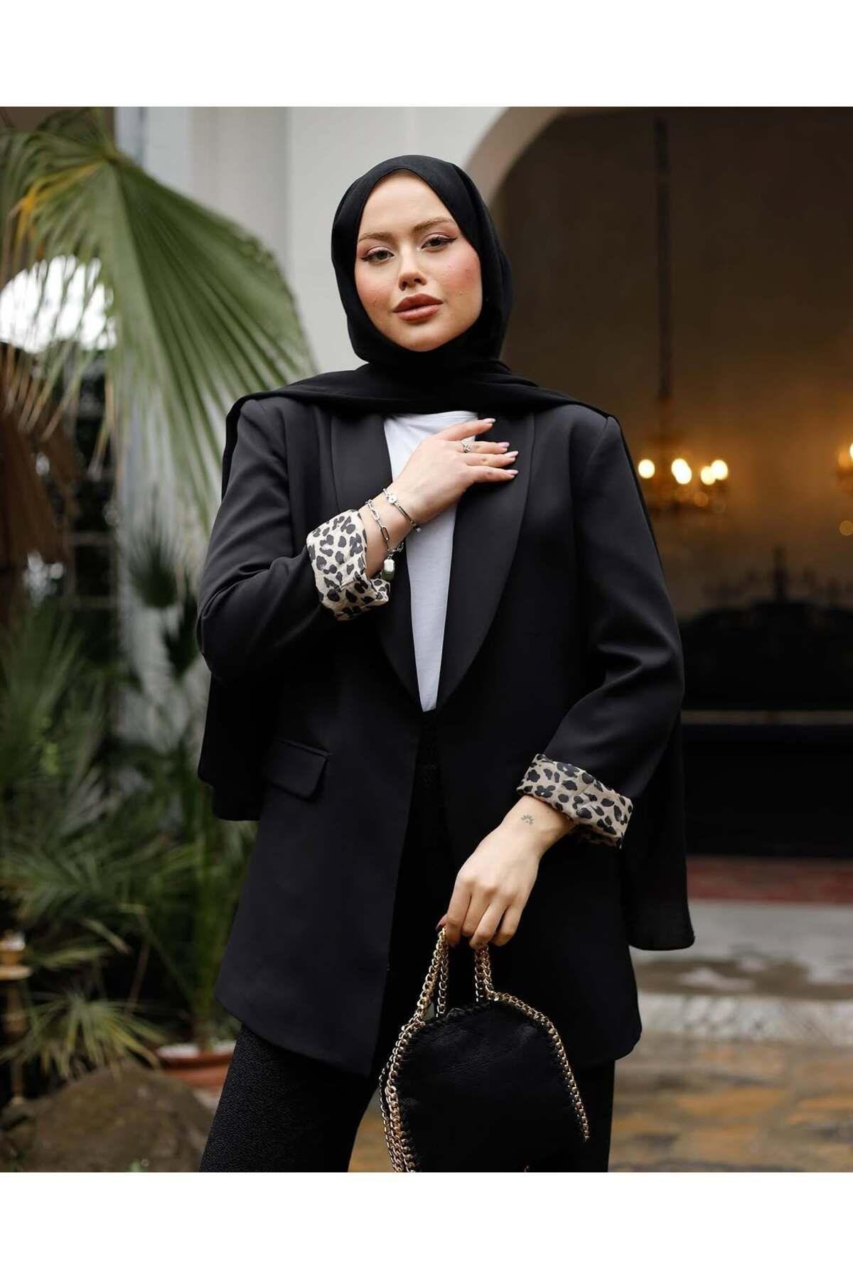 Leopar Detaylı Şık Tesettür Ceket