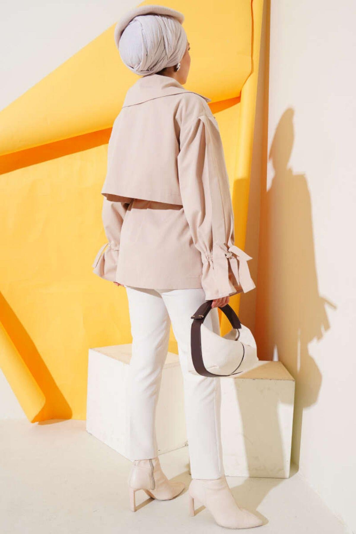 Oversize Kemerli  Trençkot - Şık ve Modern
