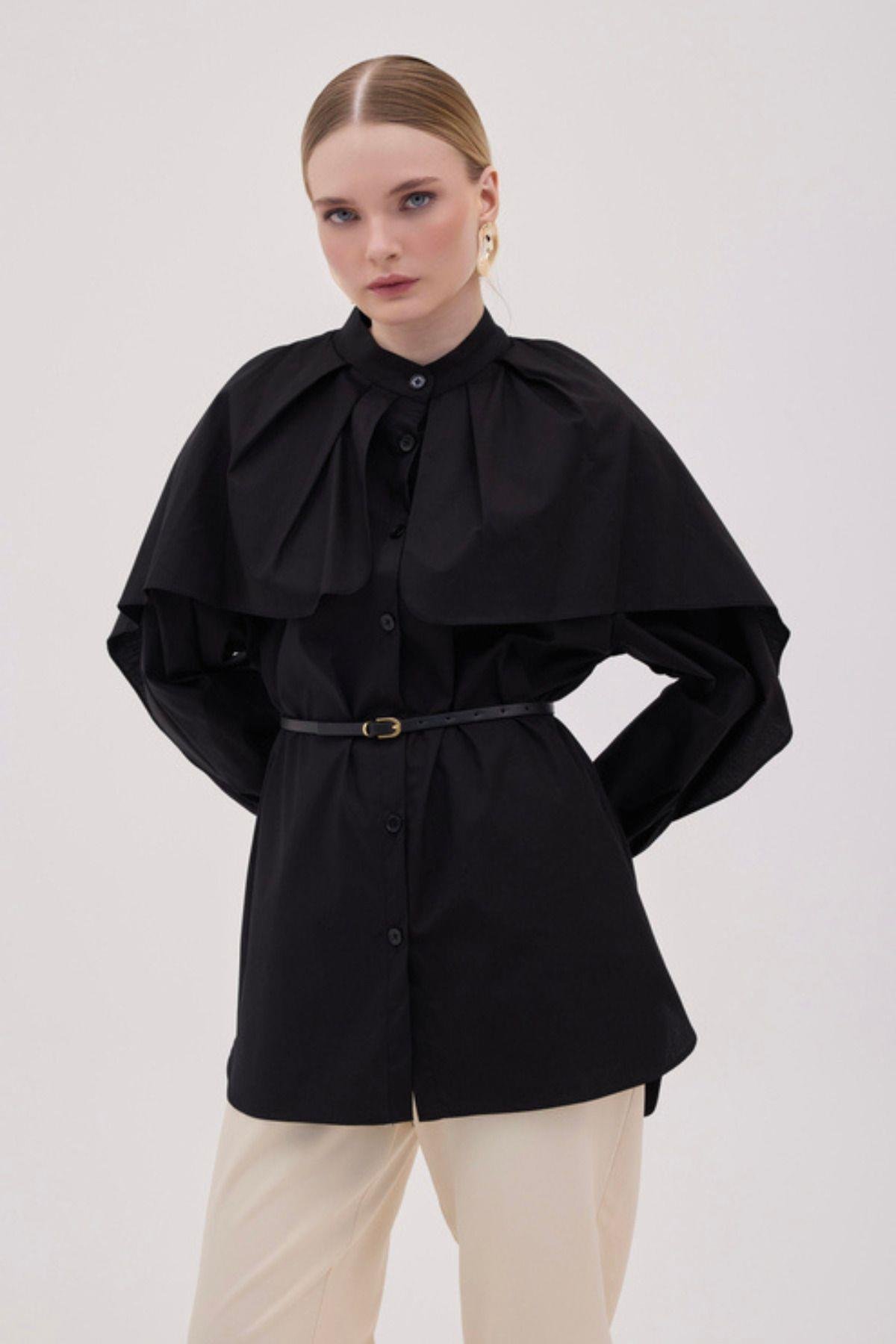 Poplin Kumaş Pelerin Detaylı Oversize Kadın Tesettür Gömlek