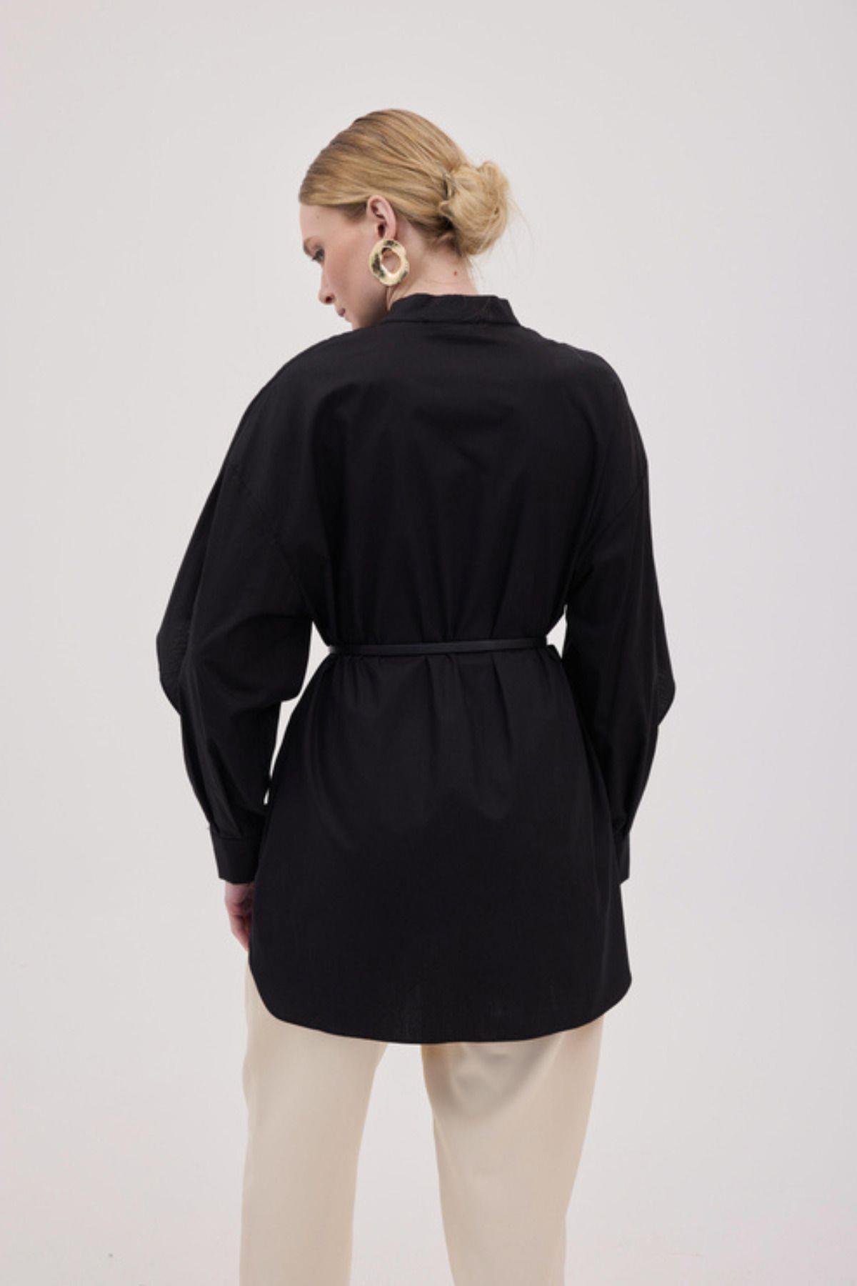 Poplin Kumaş Pelerin Detaylı Oversize Kadın Tesettür Gömlek