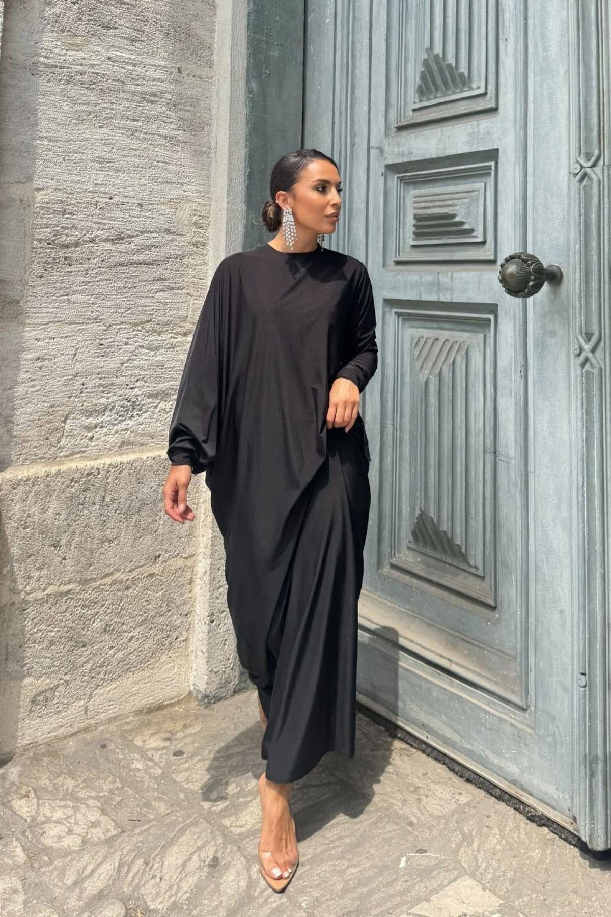 Püsküllü Minimal Abaya Elbise