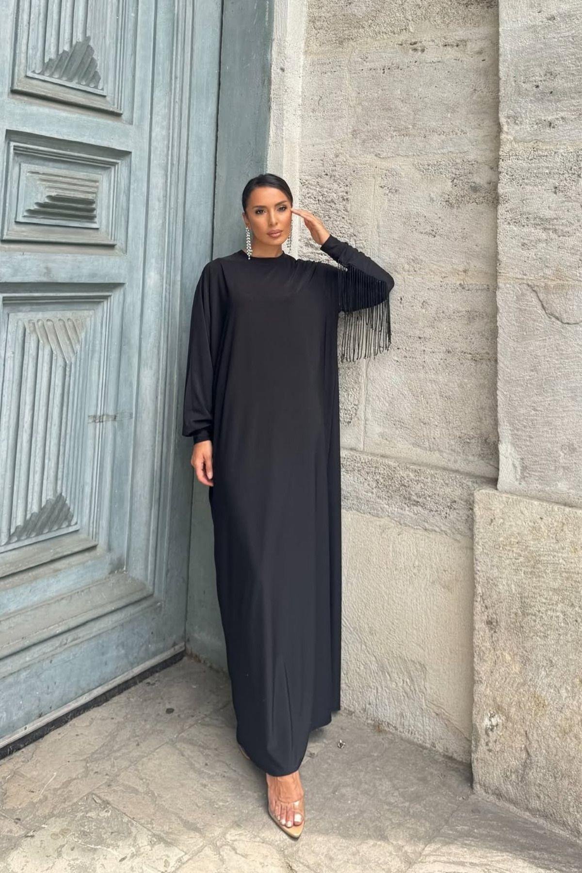 Püsküllü Minimal Abaya Elbise
