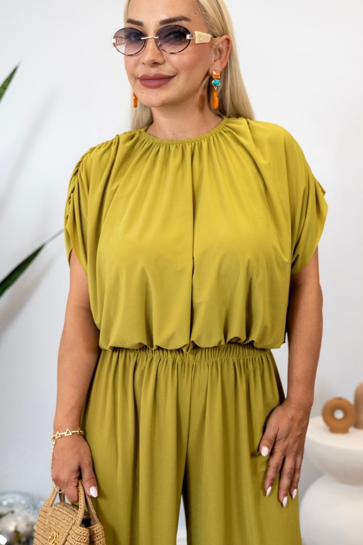 Beli Lastikli Yarasa Kol Bluz Pantolon İkili Takım – Yeşil