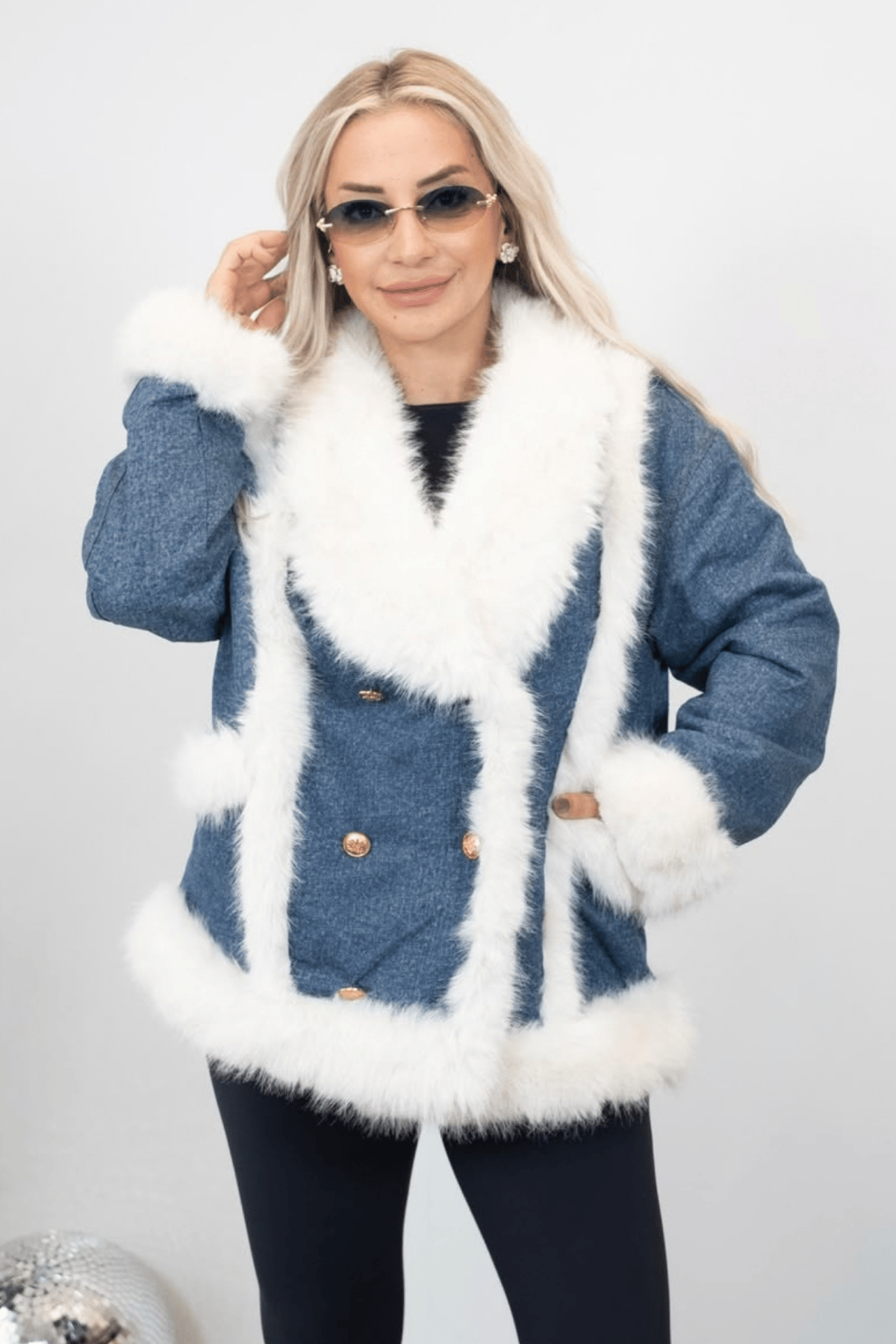 Beyaz Kürklü Denim Ceket
