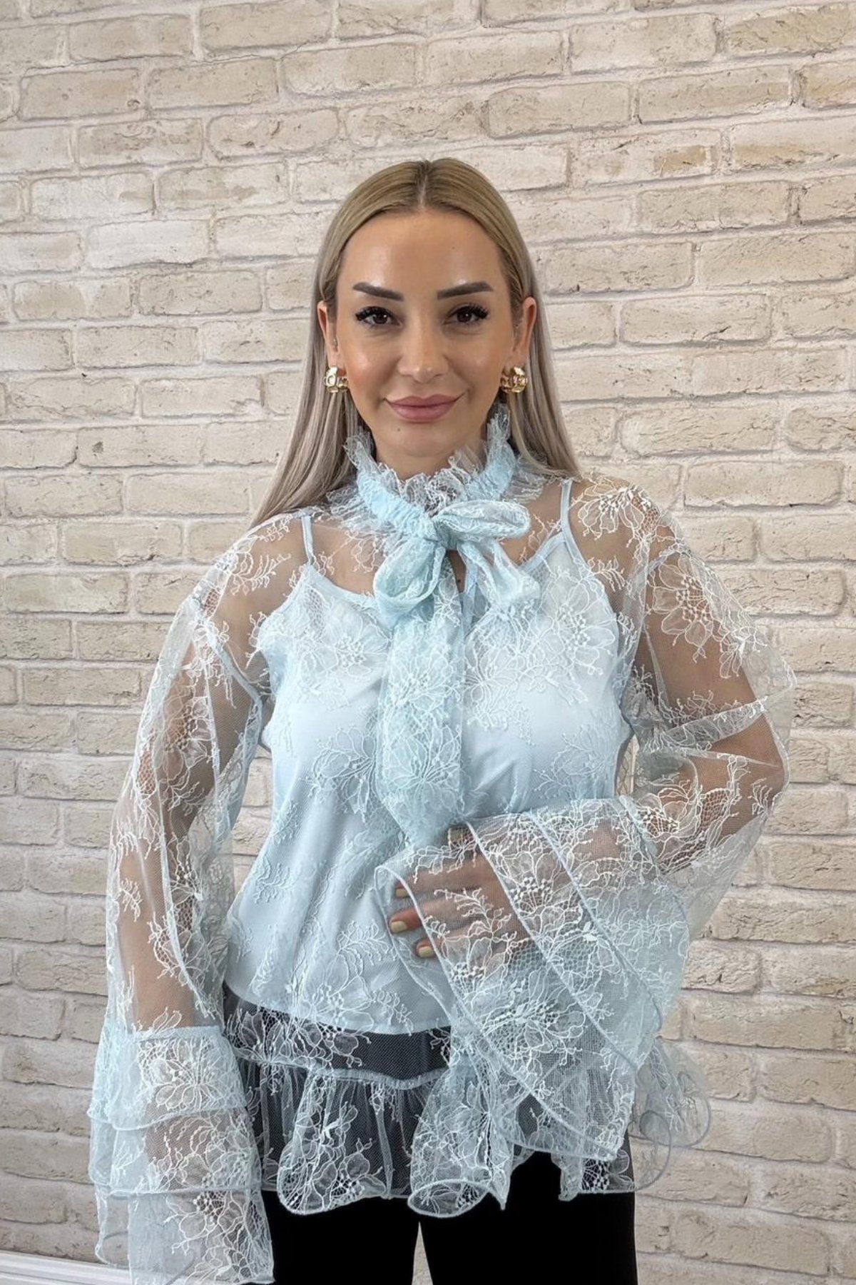Garciel Mavi Kendinden Bodyli İthal Tül Gömlek