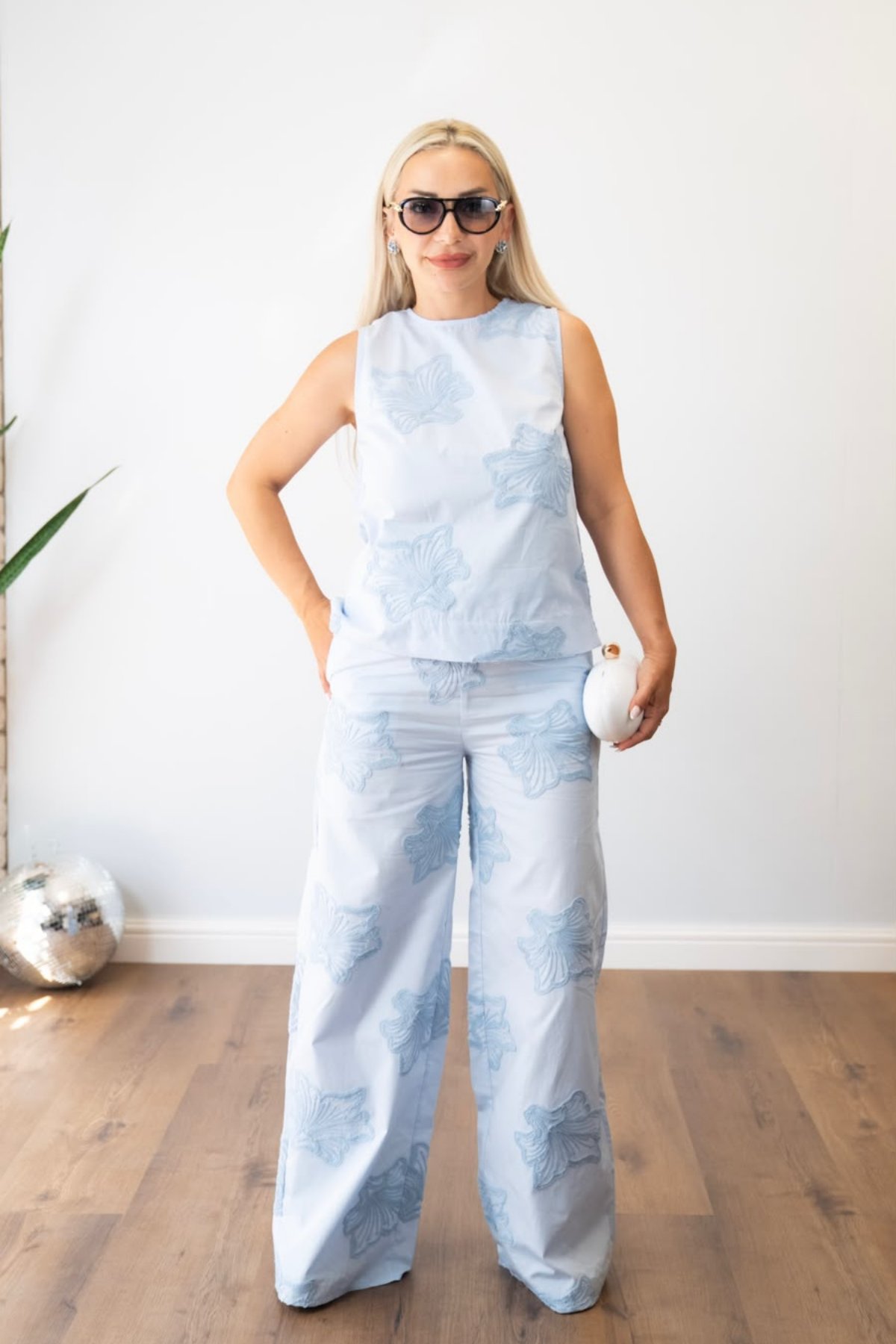 Kadın Mavi Nakış İşlemeli İkili Takım - Beli Lastikli Geniş Paça Pantolon Bluz Kombin
